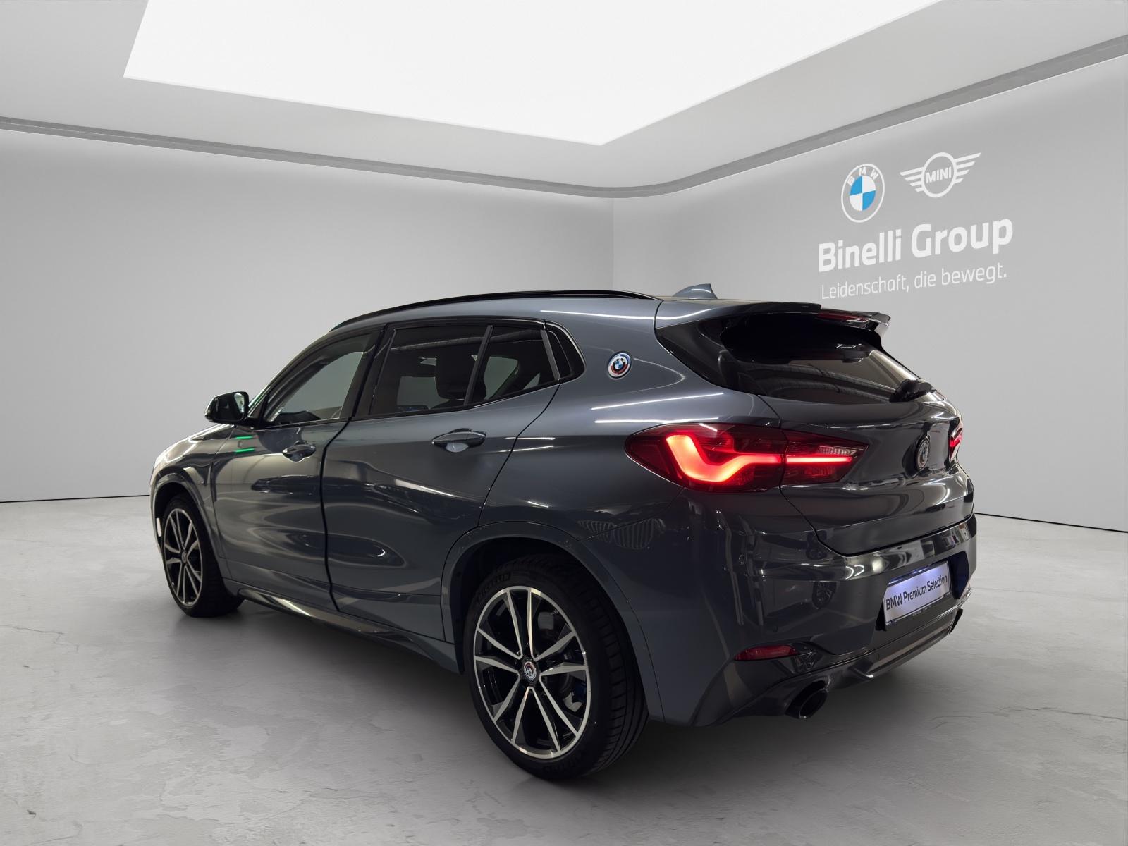 BMW X2 M35i-showroom-element-2