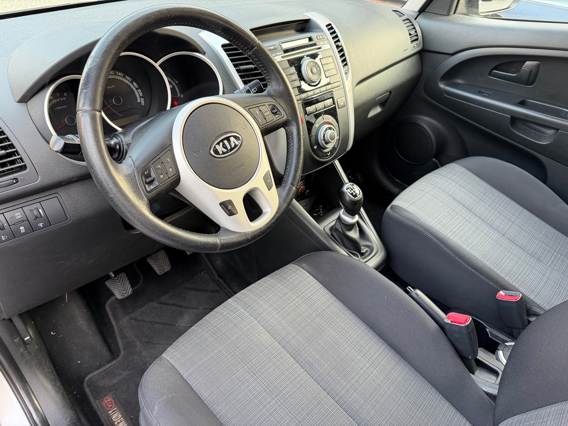 KIA 1.6 CVVT Trend-image-3