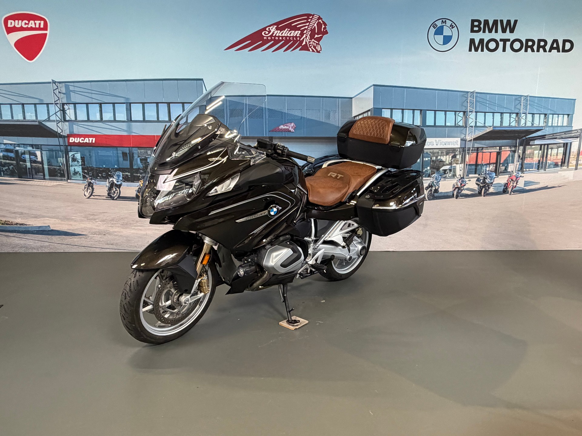 BMW R 1250 RT ABS-showroom-element-2
