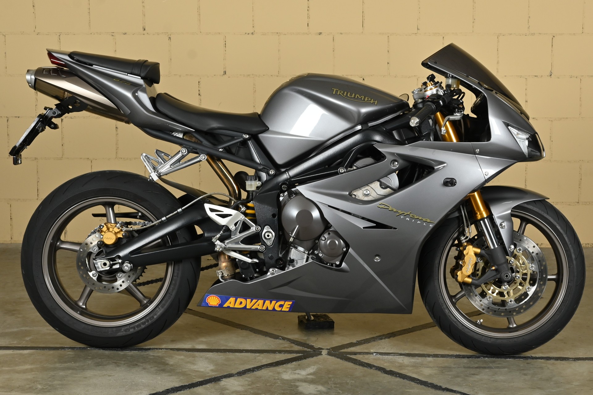 TRIUMPH Daytona 675-image-8