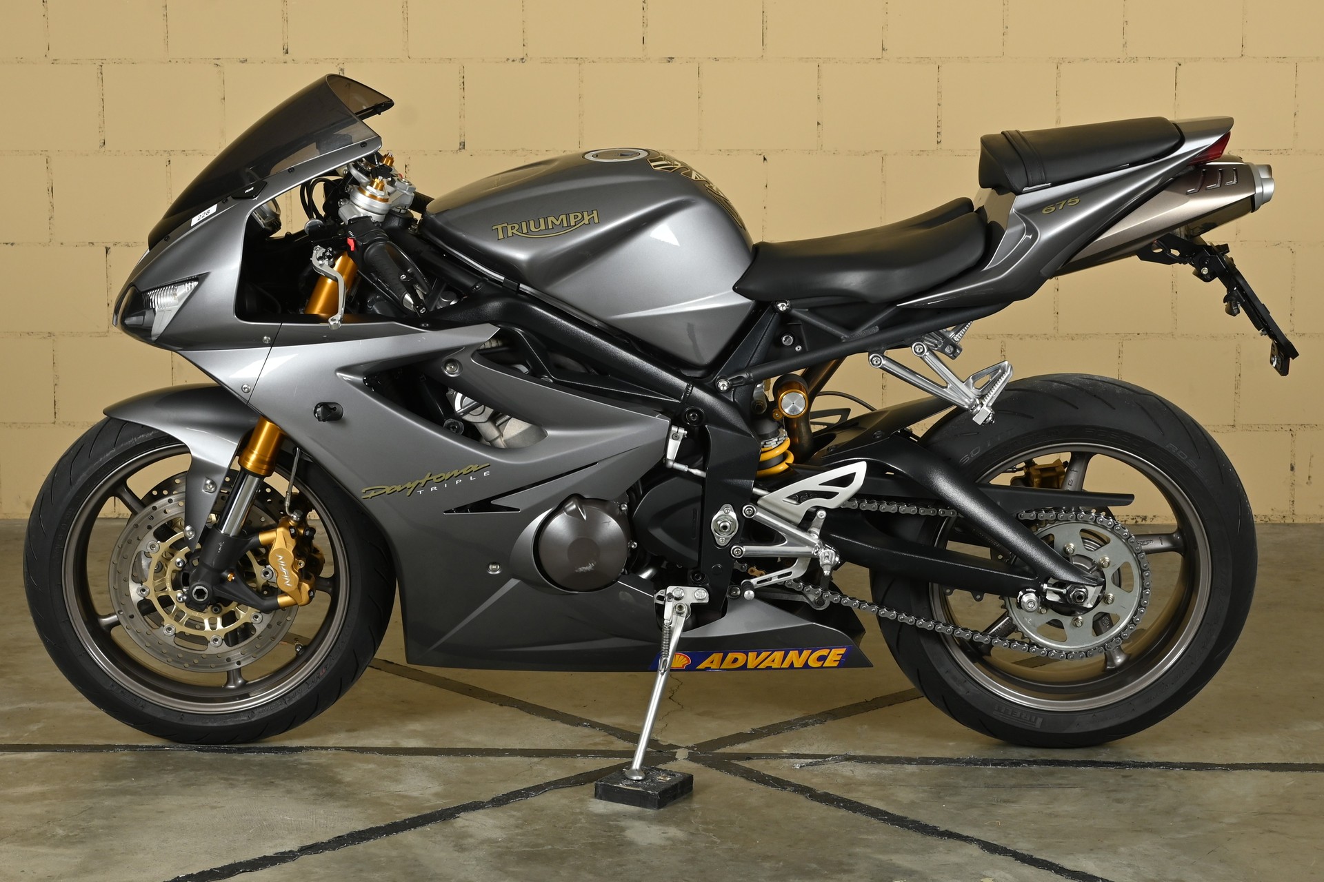 TRIUMPH Daytona 675-image-12