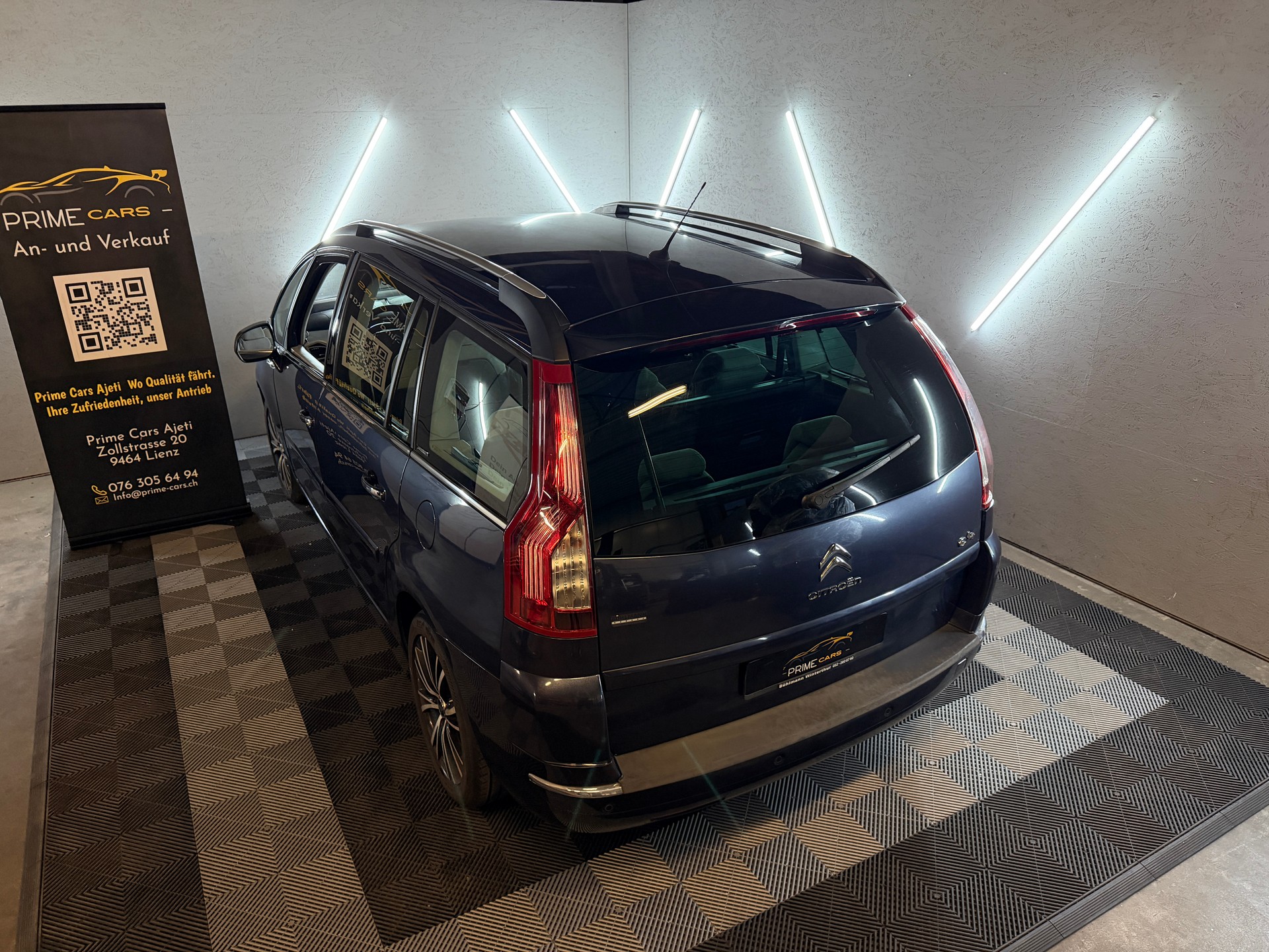 CITROEN Grand C4 Picasso 2.0 HDI Exclusive Automatic-image-5
