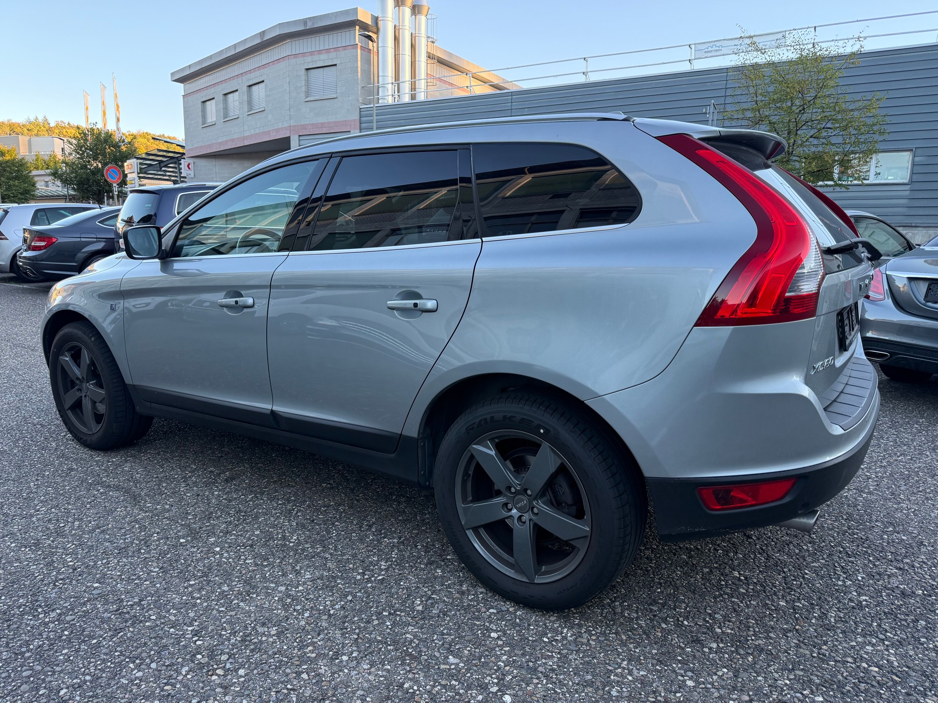 VOLVO XC60 D5 AWD OceanRace Geartronic-showroom-element-2