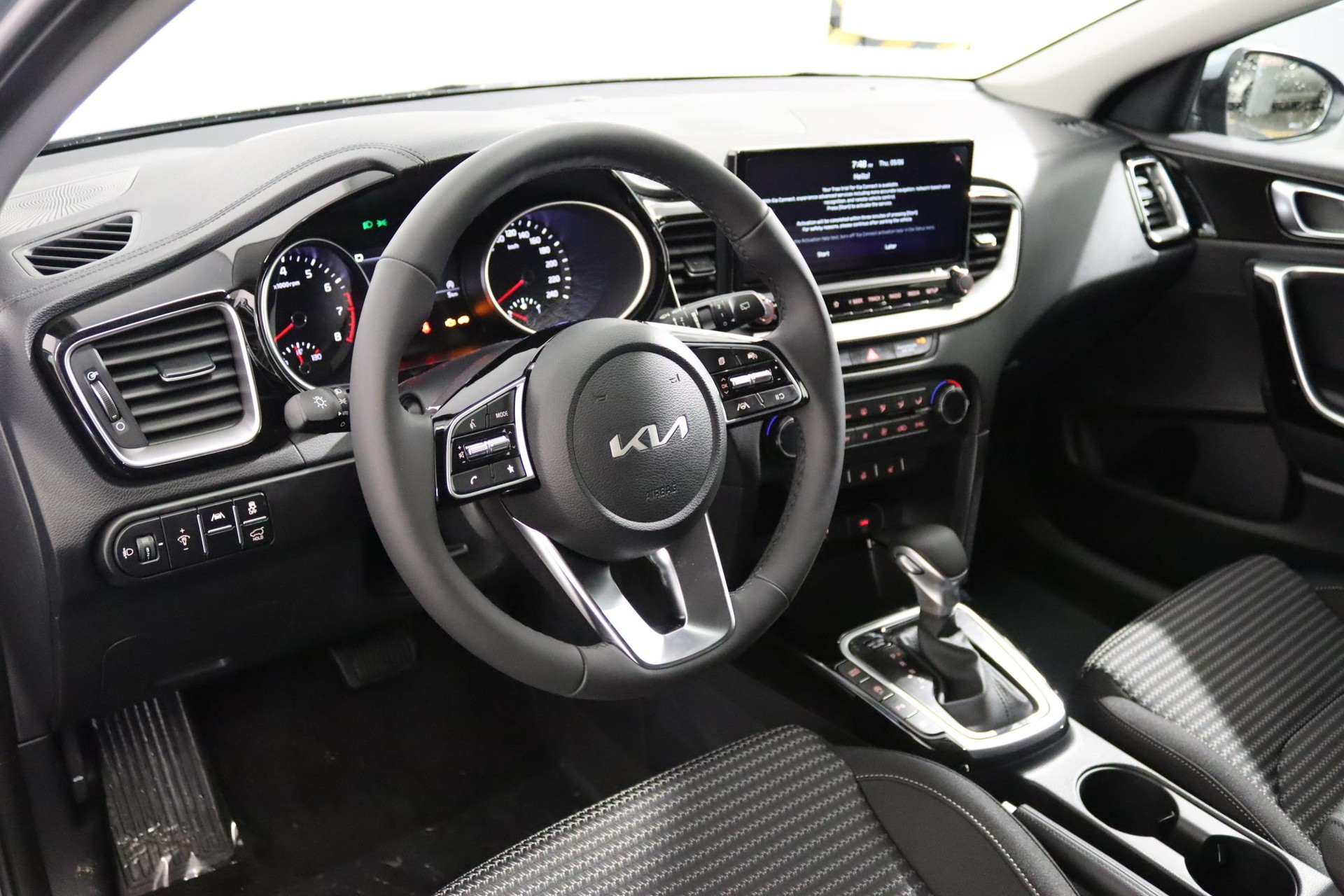 KIA Ceed 1.5 T-GDi Power,-image-5