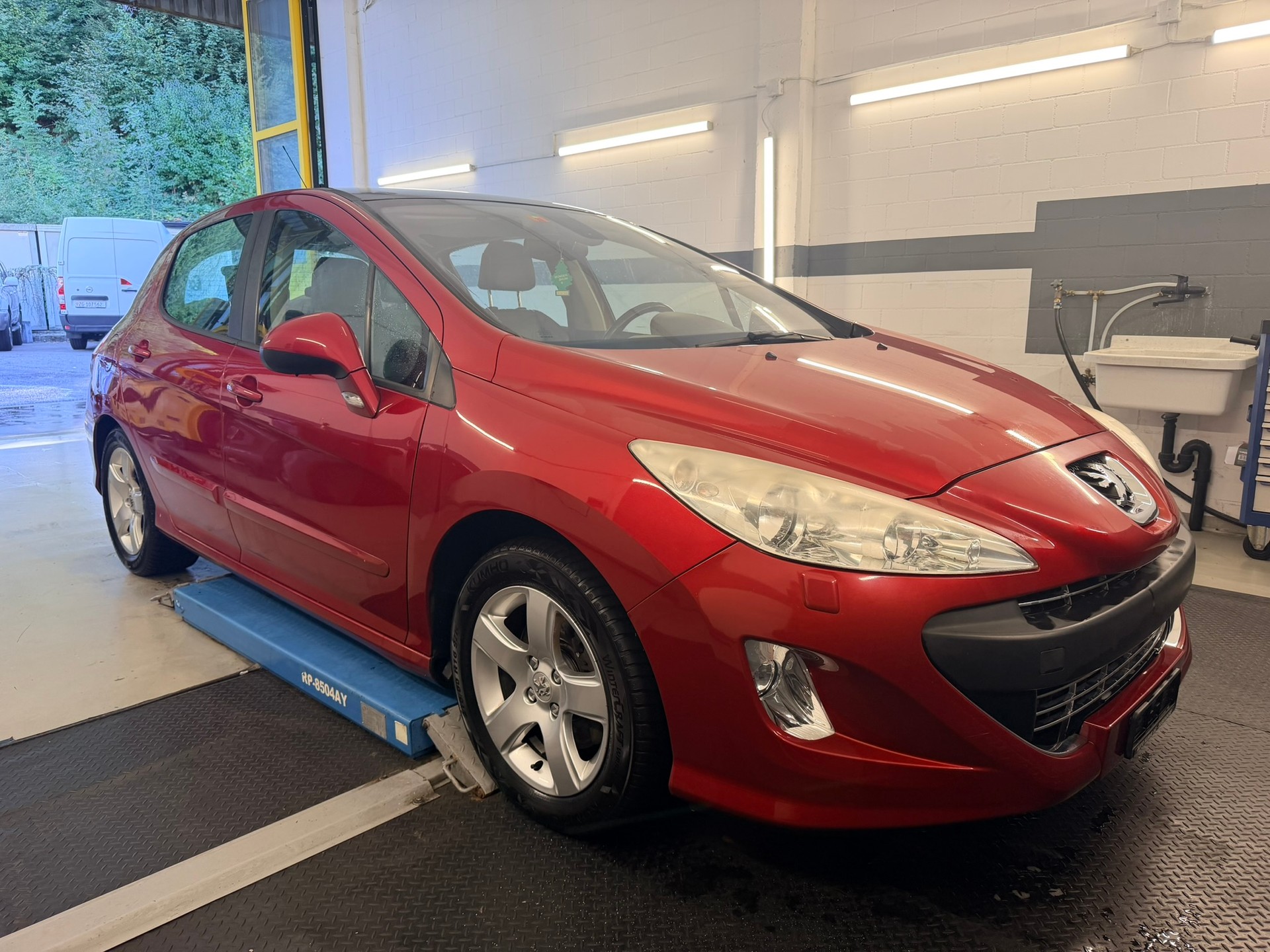 PEUGEOT 308 1.6 16V T GT 175-showroom-element-2