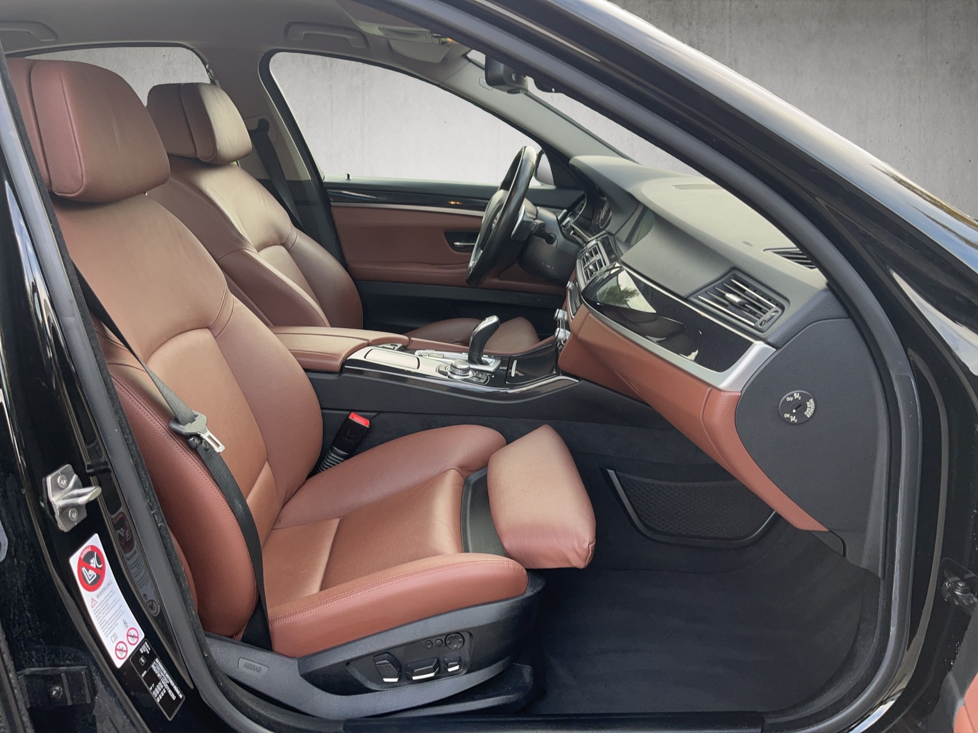 BMW 520d Steptronic-image-11