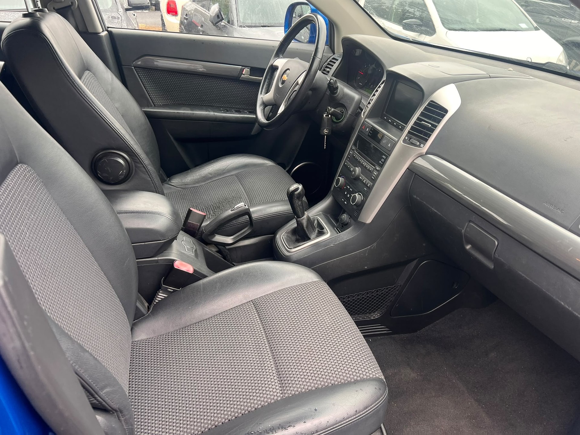 CHEVROLET Captiva 2.0 VCDi LS 4WD-image-3