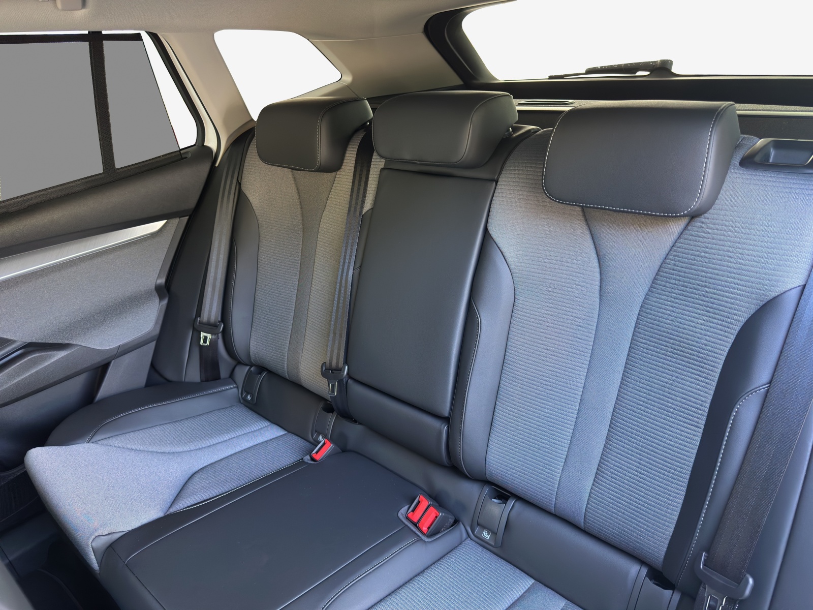 SKODA Enyaq 85x Dynamic 4x4-image-11
