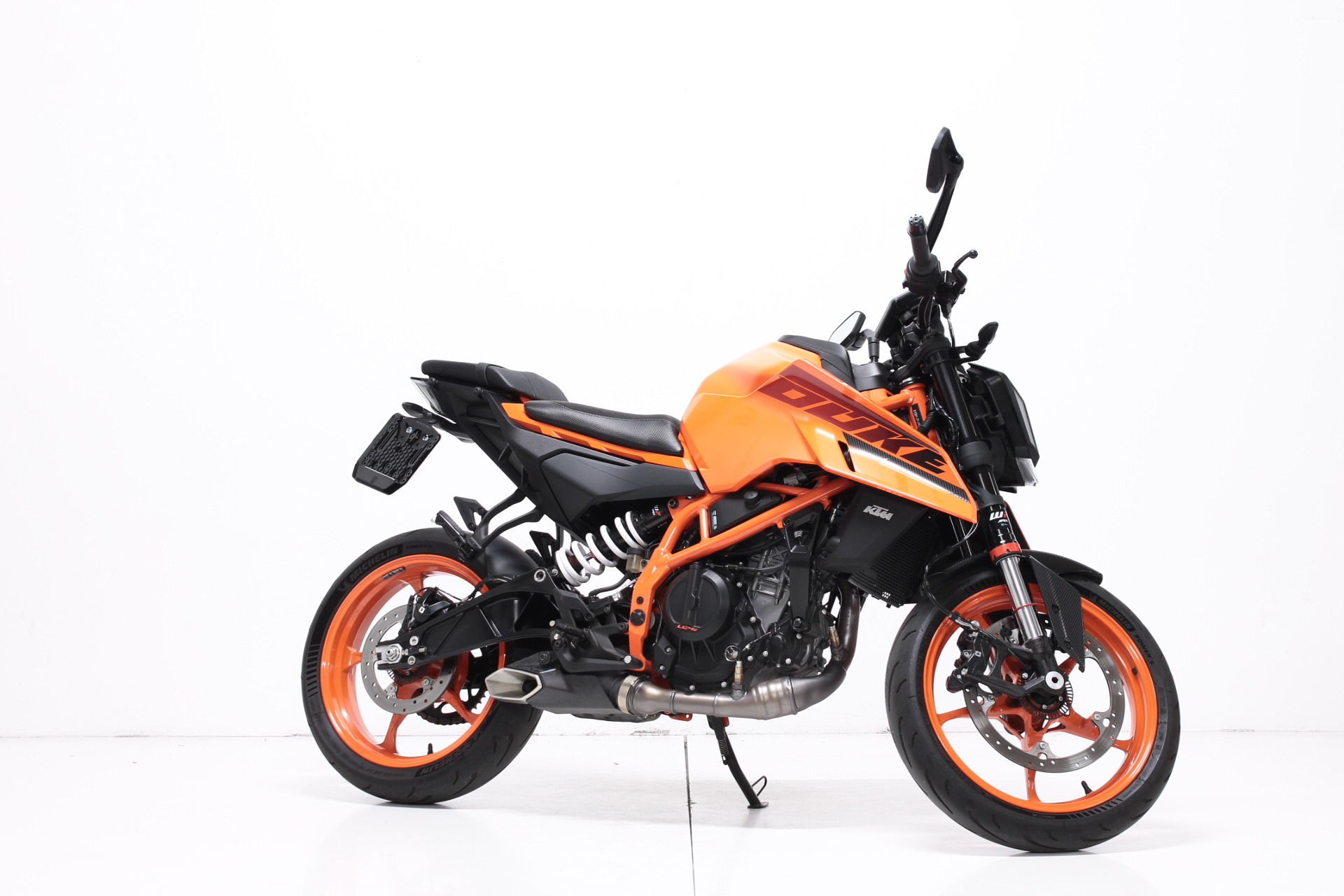 KTM 390 Duke-image-0