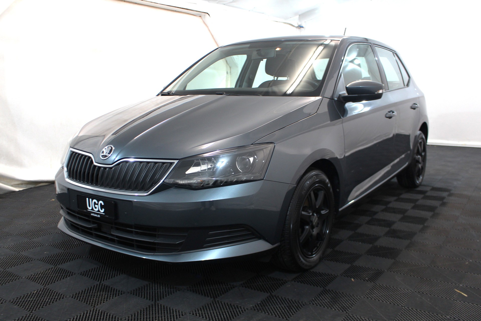 SKODA Fabia 1.2 TSI Ambition-showroom-element-2