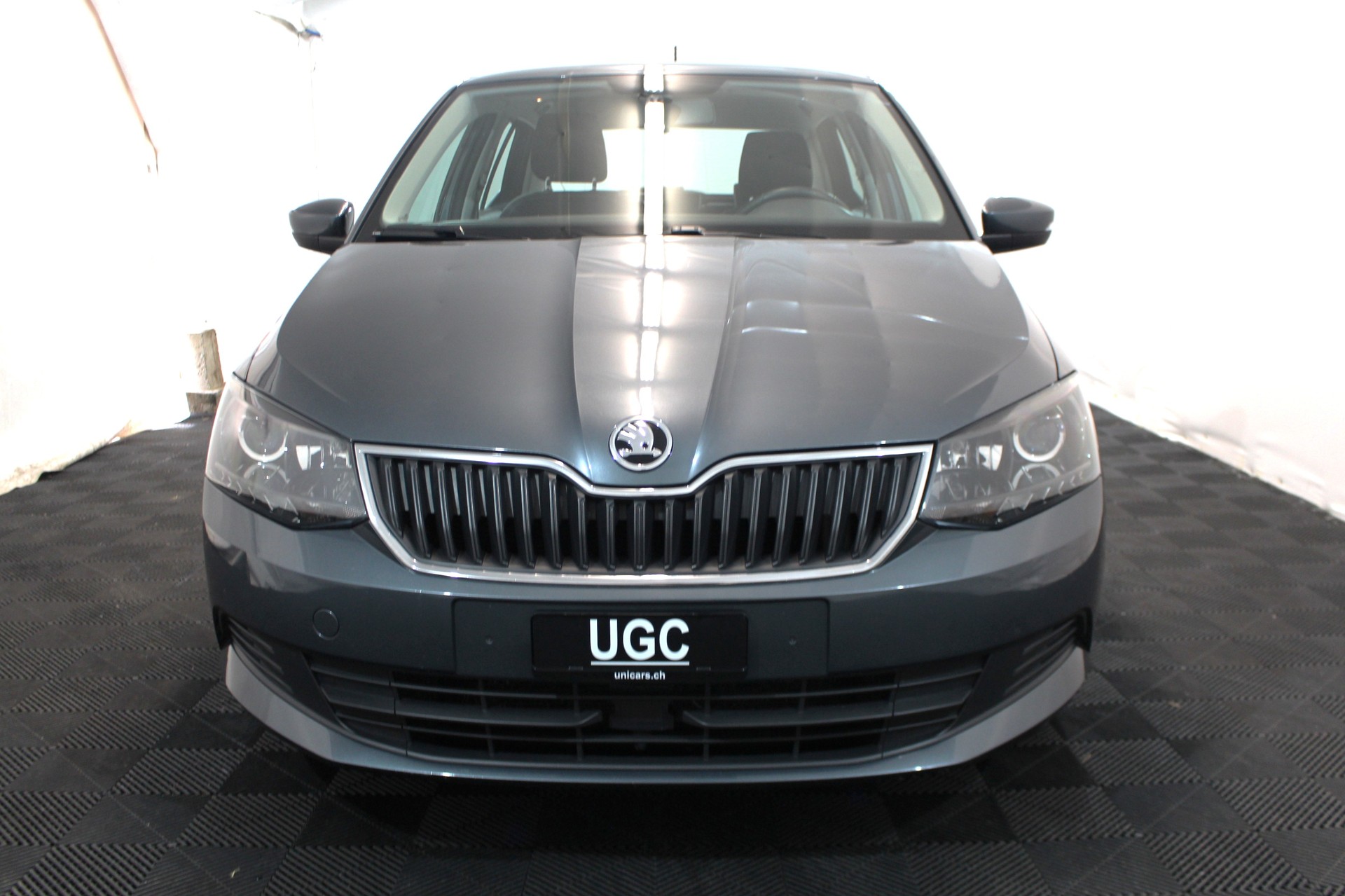 SKODA Fabia 1.2 TSI Ambition-showroom-element-1