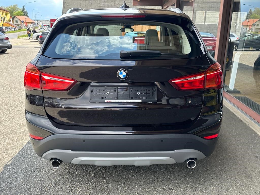 BMW X1 xDrive 18d xLine Steptronic-image-4
