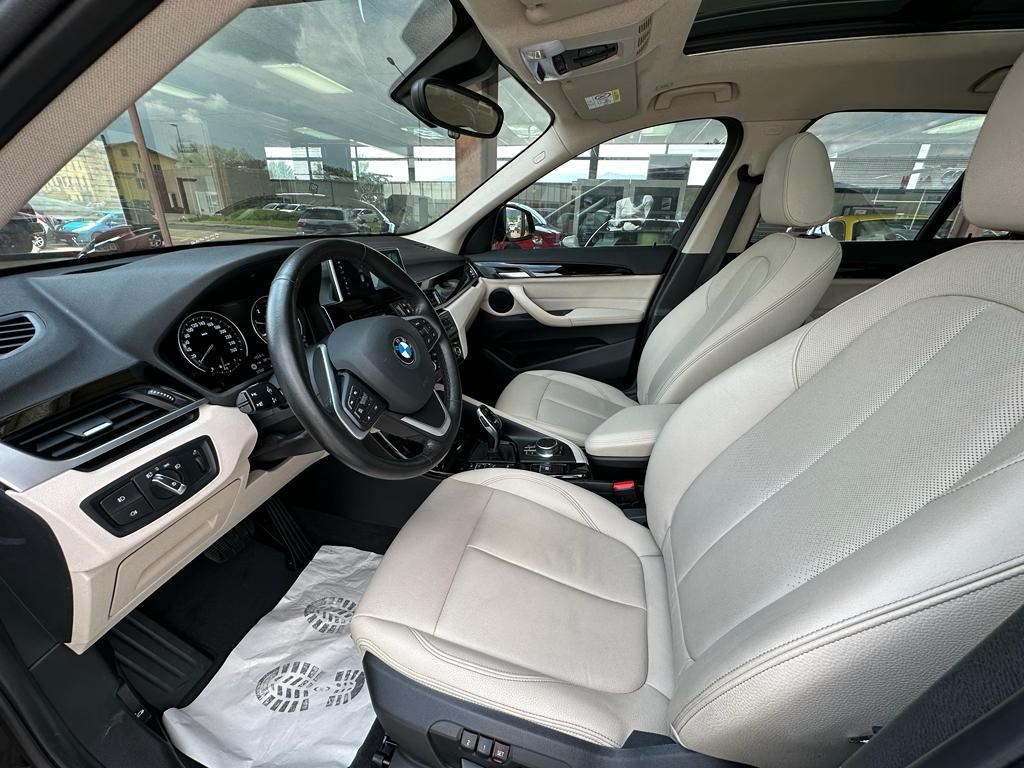 BMW X1 xDrive 18d xLine Steptronic-image-6