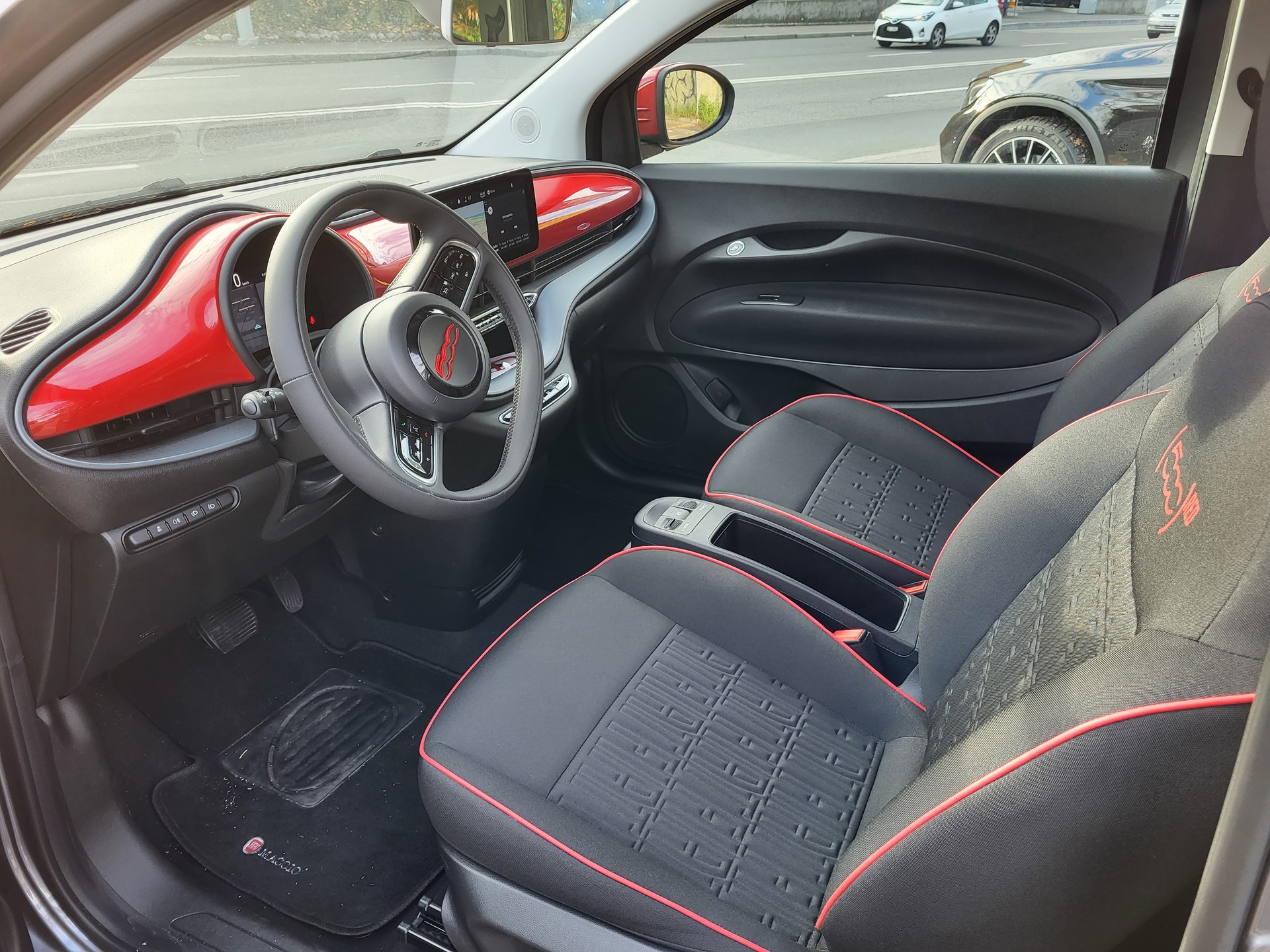 FIAT 500 el 70 kW Red-image-4
