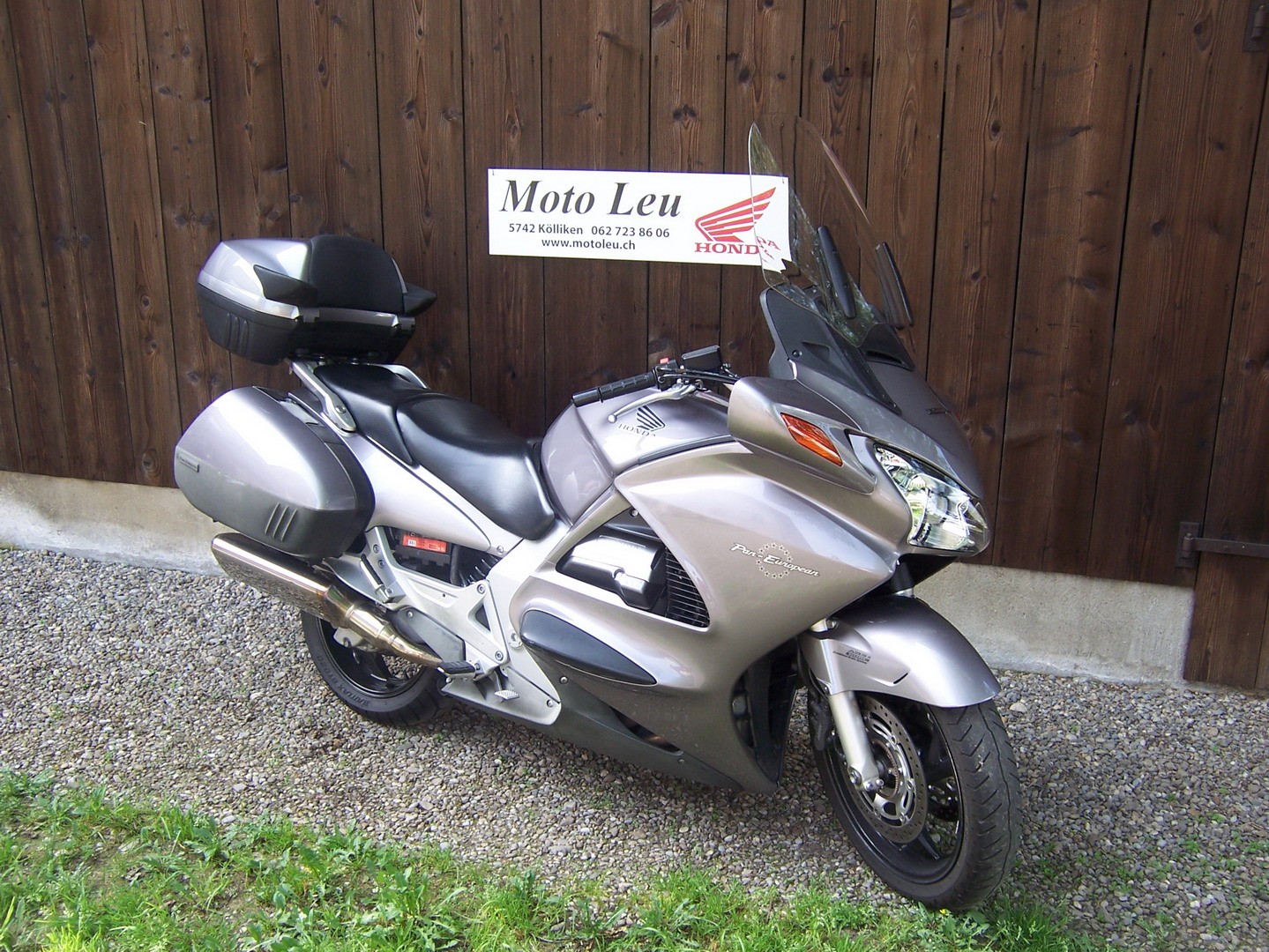 HONDA ST 1300 ABS Pan-European-image-2