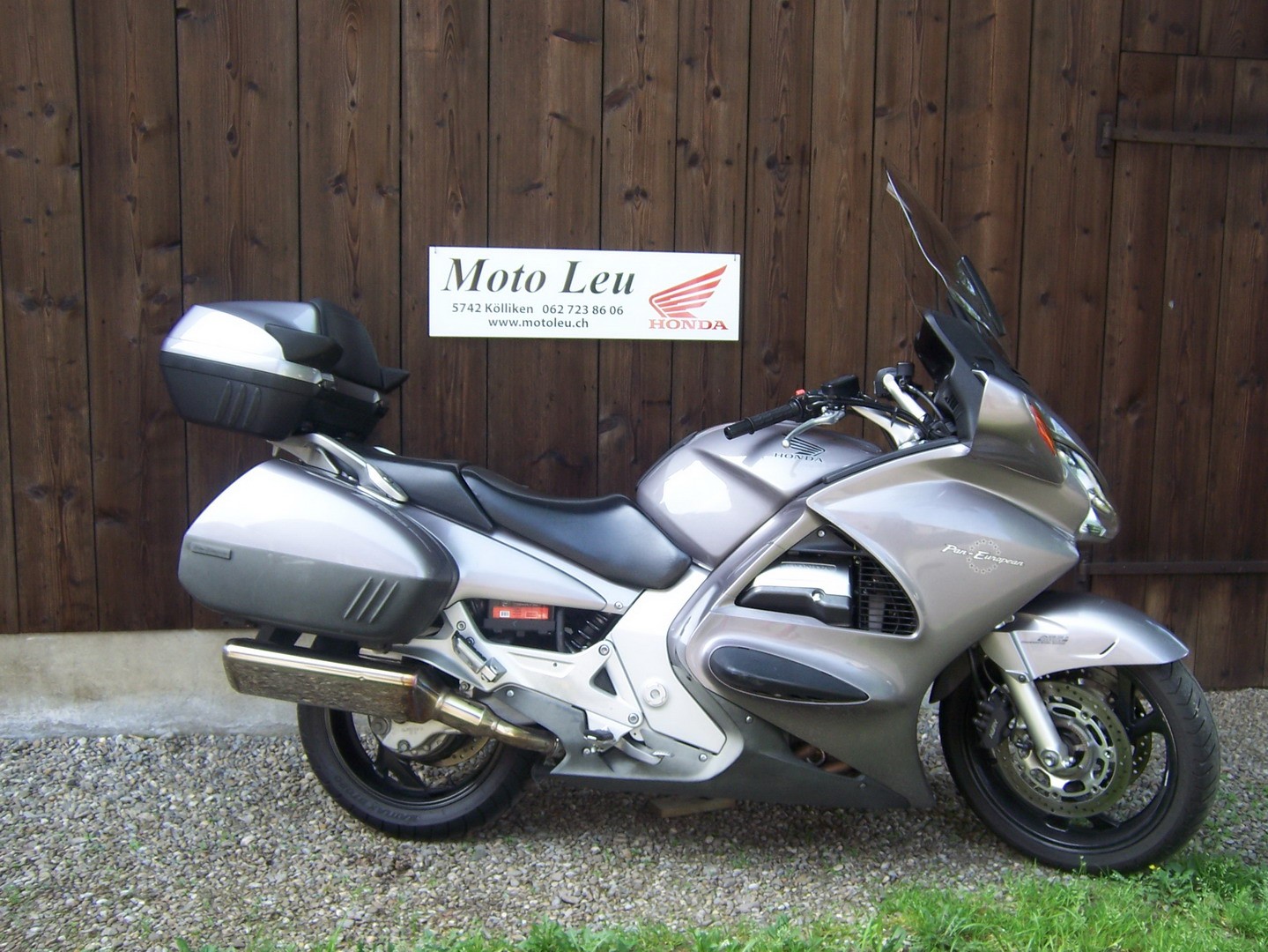 HONDA ST 1300 ABS Pan-European-image-1