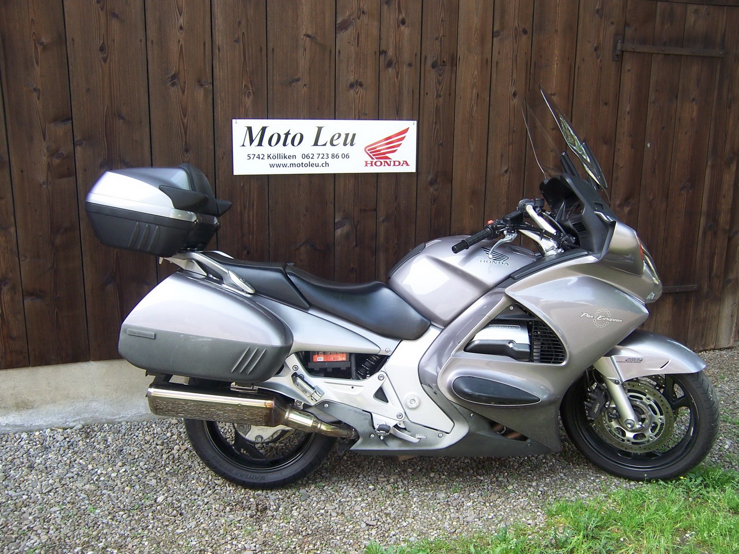 HONDA ST 1300 ABS Pan-European-image-5
