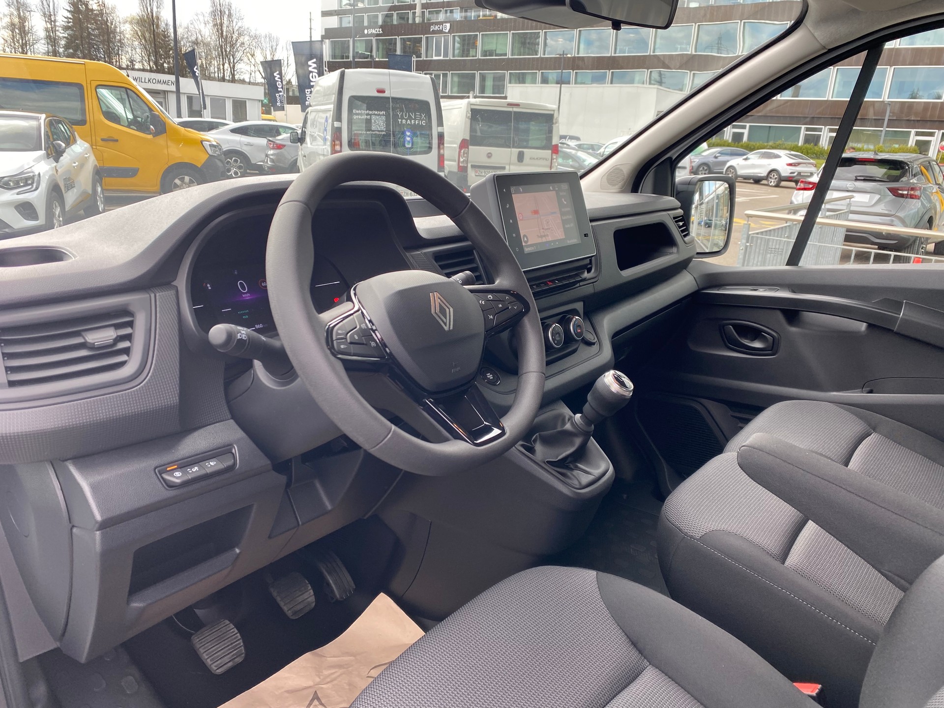 RENAULT Trafic 2.0 Blue dCi 130 Advance L2H1 EN-image-11