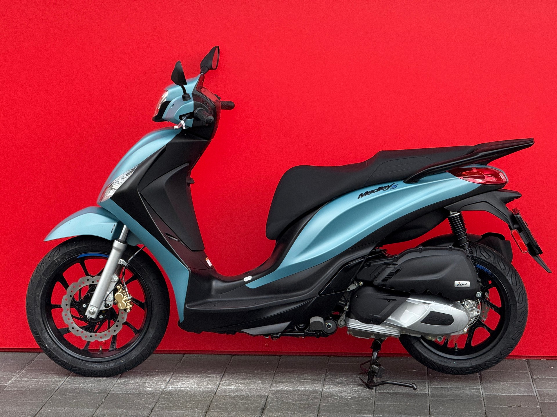 PIAGGIO Medley 200 Sport ABS E5+-image-9