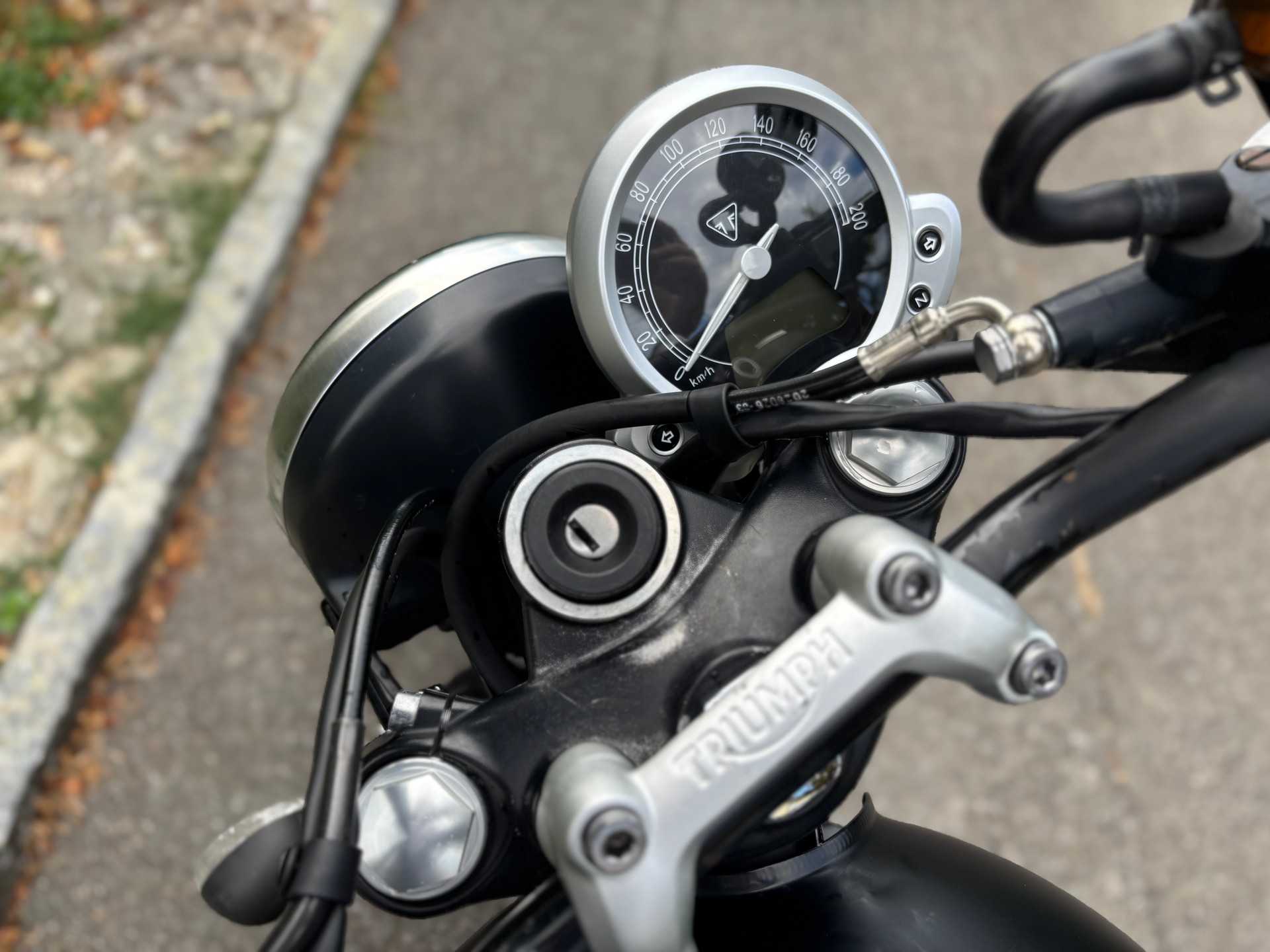 TRIUMPH Street Twin 900 i-image-4