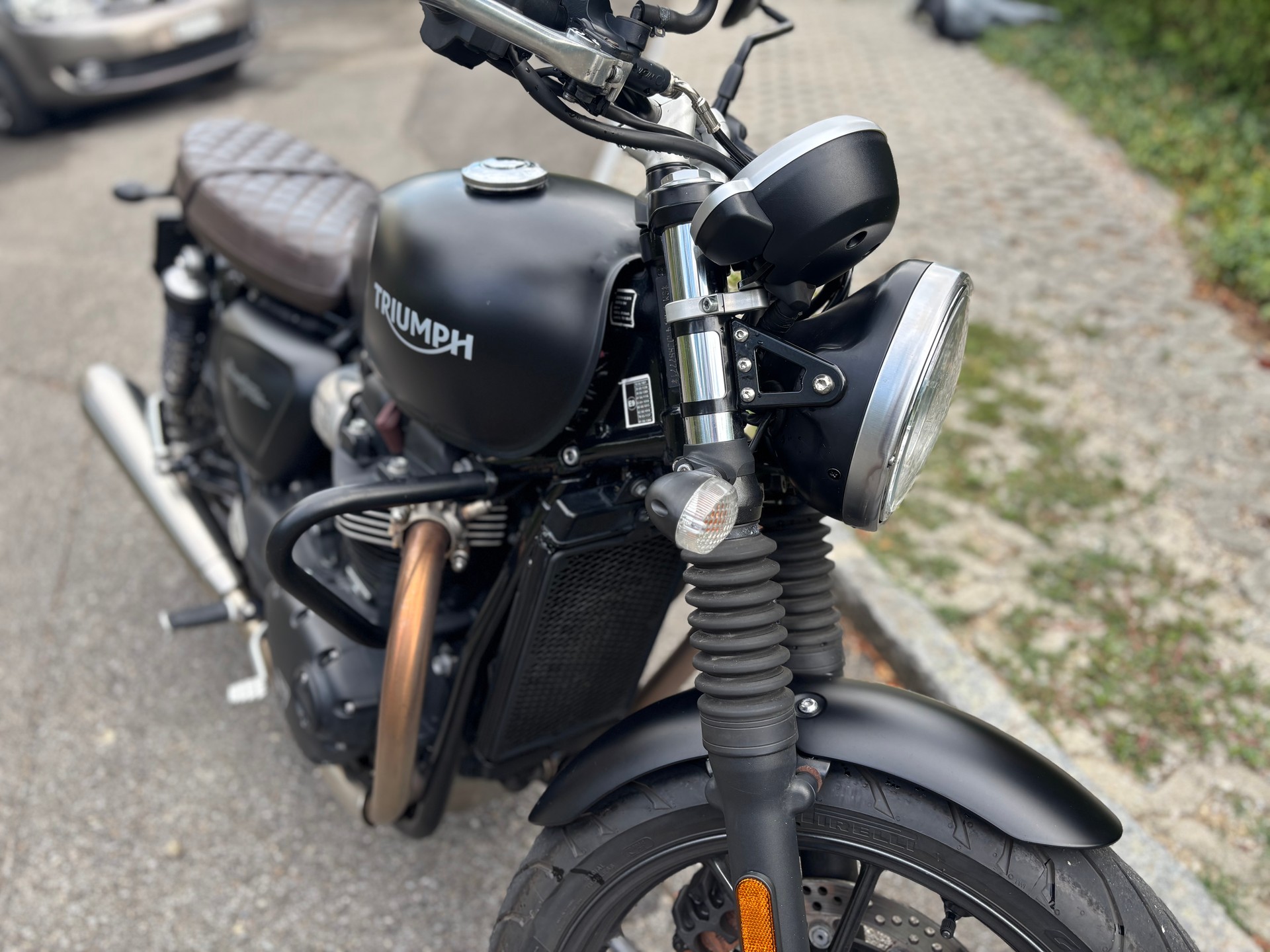 TRIUMPH Street Twin 900 i-image-2