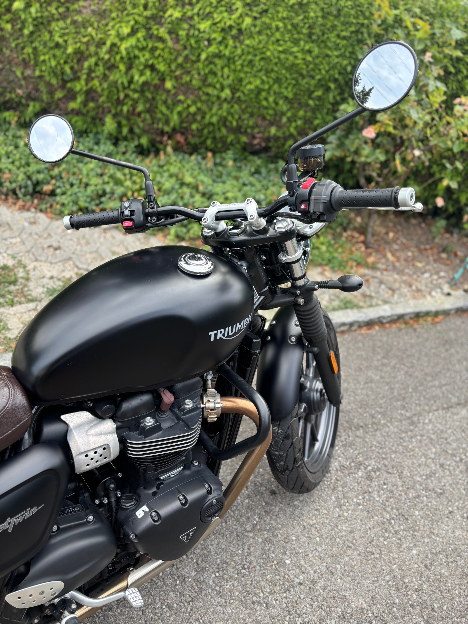 TRIUMPH Street Twin 900 i-image-5