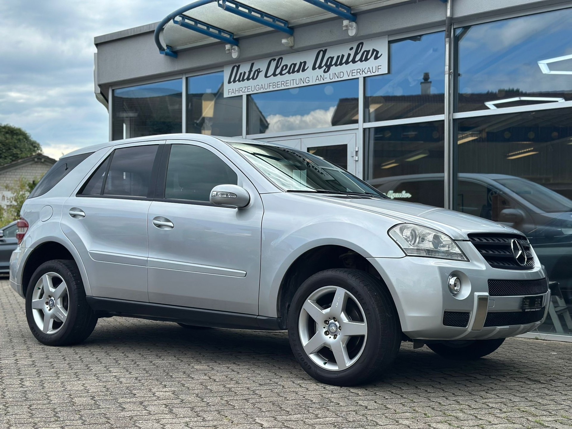 MERCEDES-BENZ ML 350 4Matic 7G-Tronic-image-1