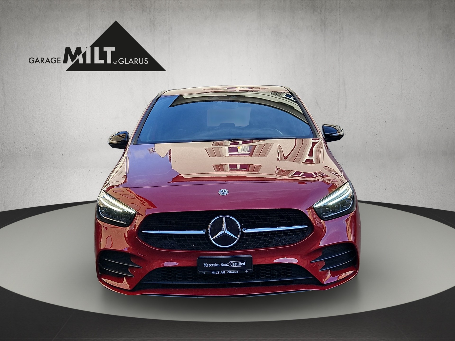 MERCEDES-BENZ B 220 d Swiss Star AMG Line 4matic-showroom-element-2