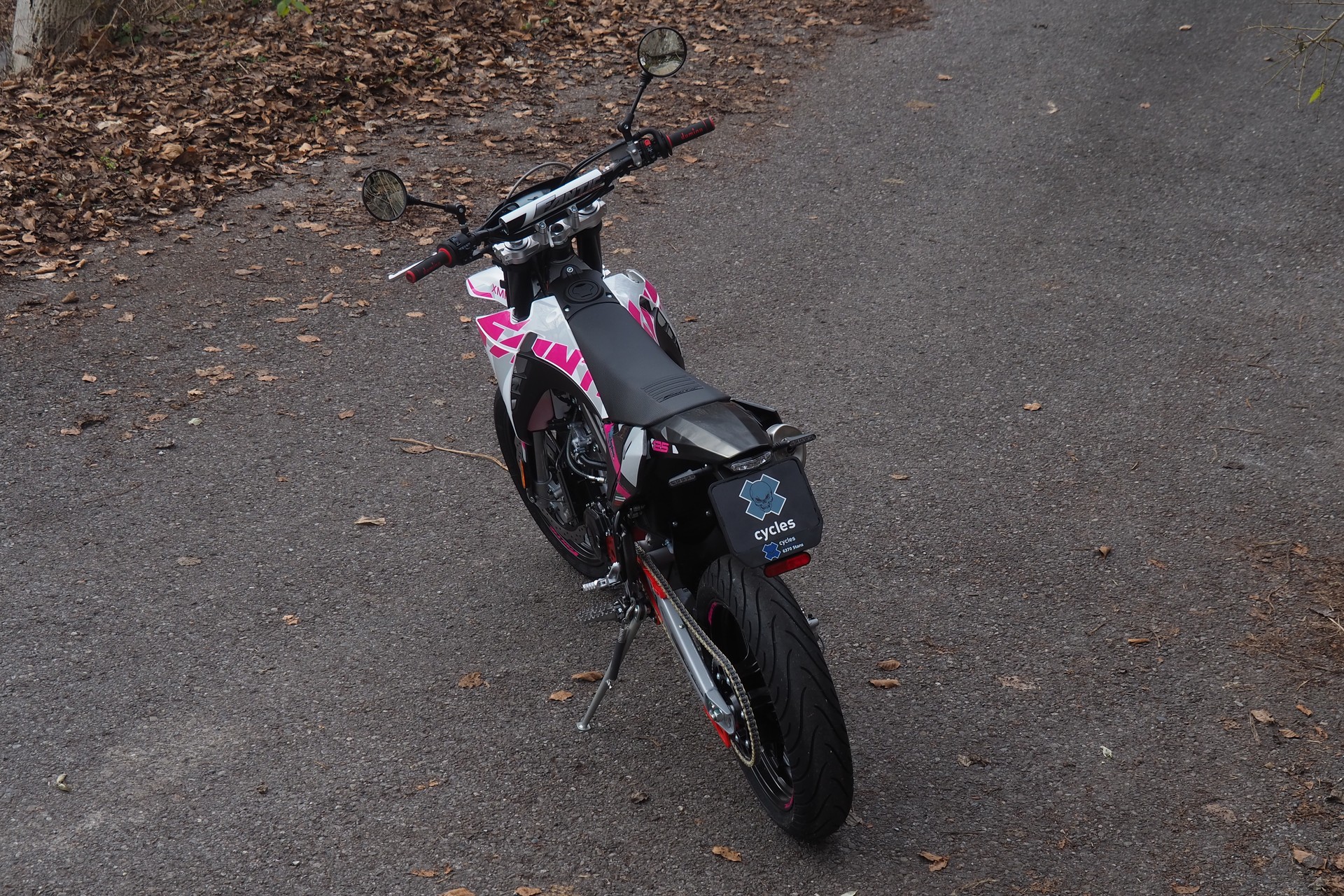 FANTIC Pink Edition-image-6