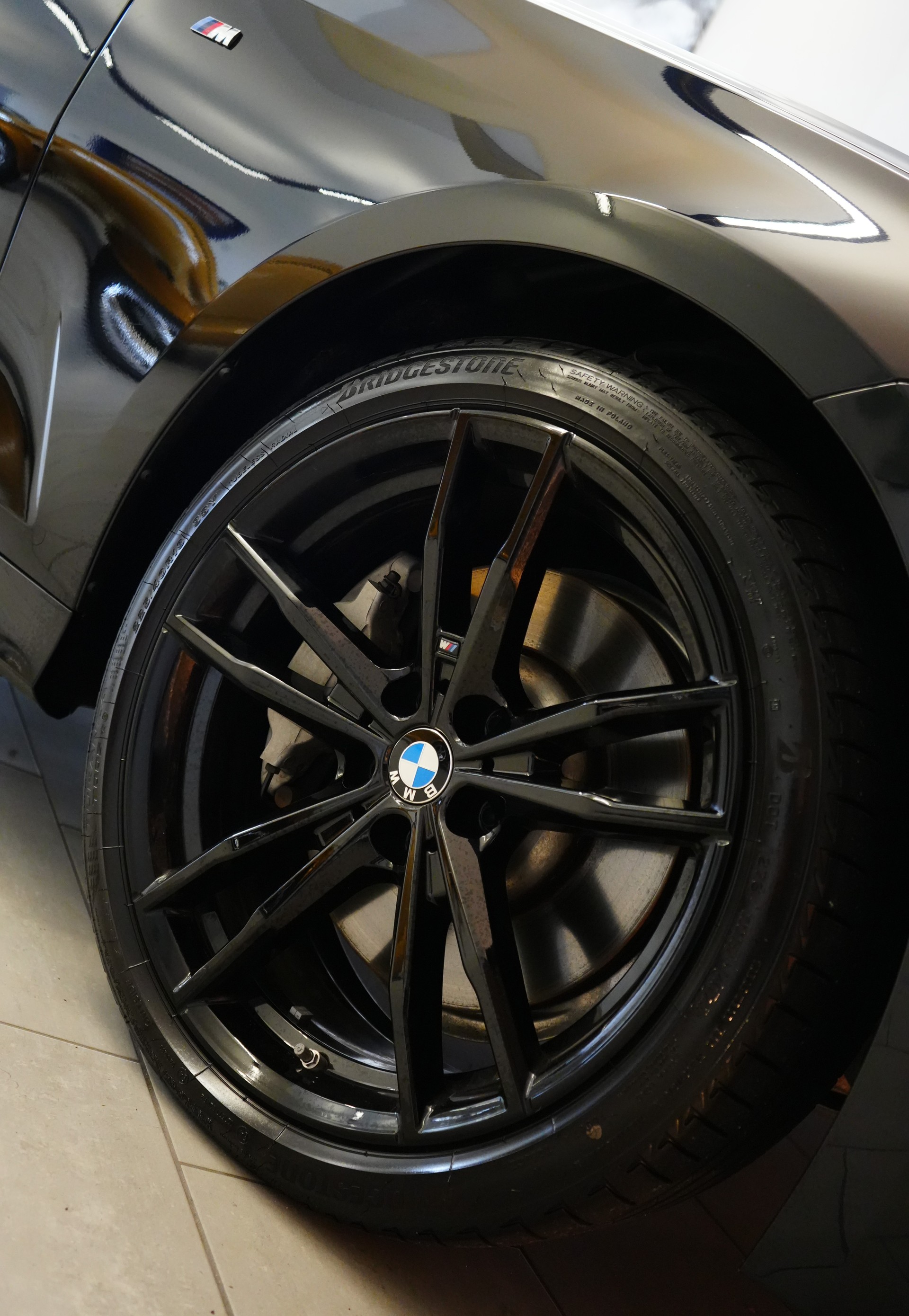 BMW 330d xDrive 48V Steptronic M Sport-image-10