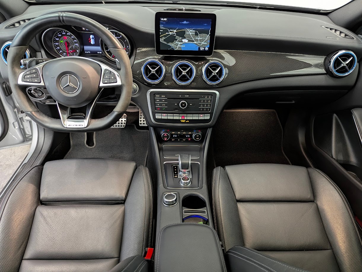 MERCEDES-BENZ GLA 45 AMG 4Matic 7G-DCT*CH-AUTO MSI 12MT GAR FRISCH AB MFK+SERVICE AMG-PERF.AGA+FAHRWERK PREMIUM+*-image-26