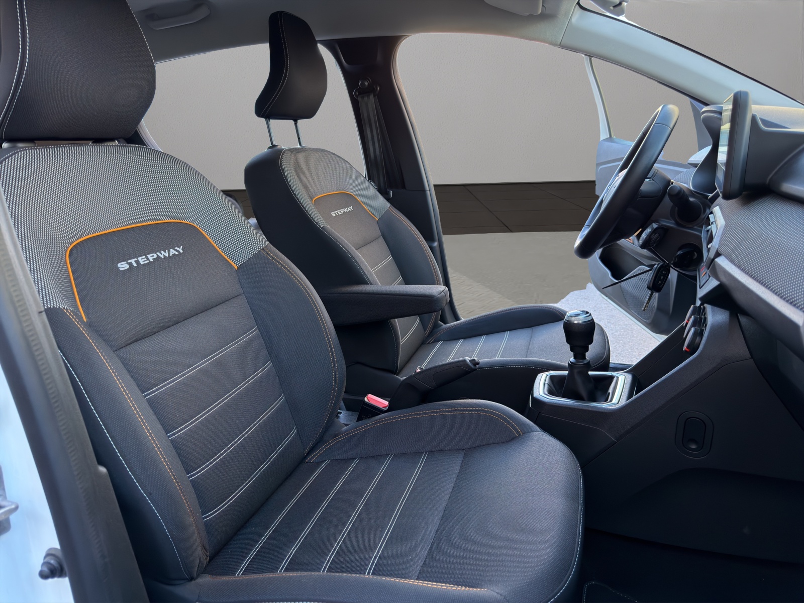 DACIA Sandero Stepway TCe 90 Comfort-image-16