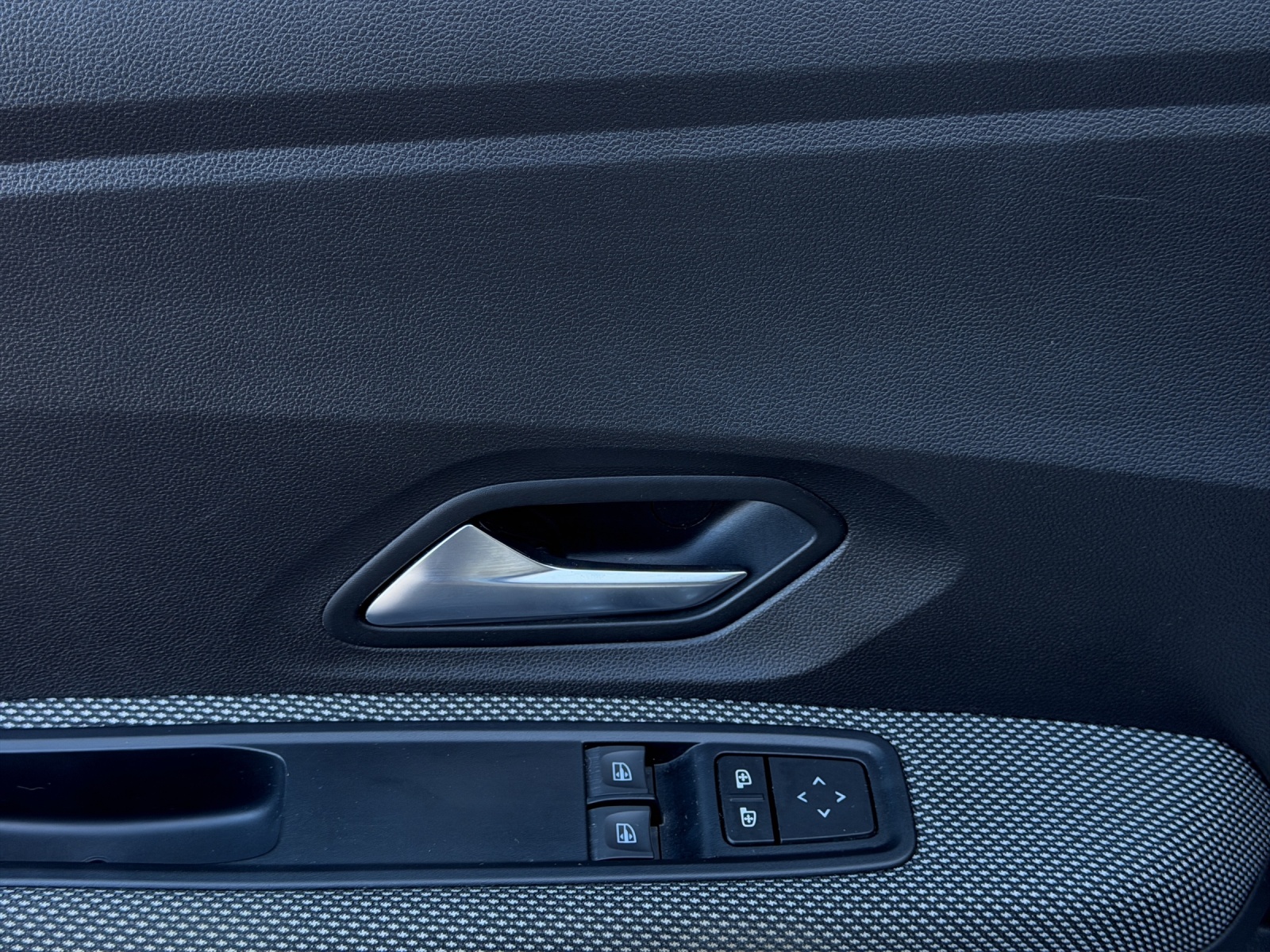 DACIA Sandero Stepway TCe 90 Comfort-image-11