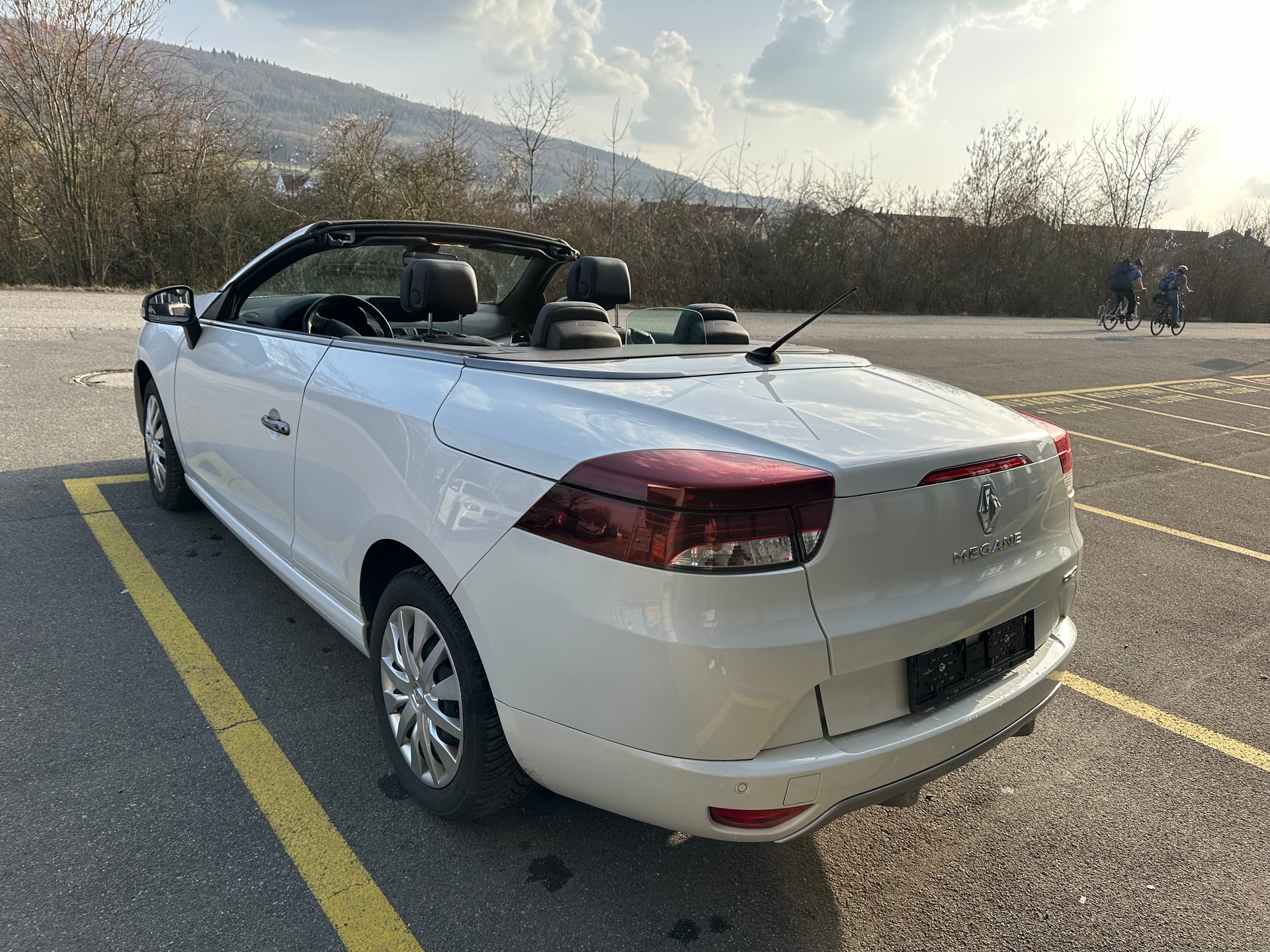 RENAULT Mégane CC 2.0 16V Turbo GT-image-4