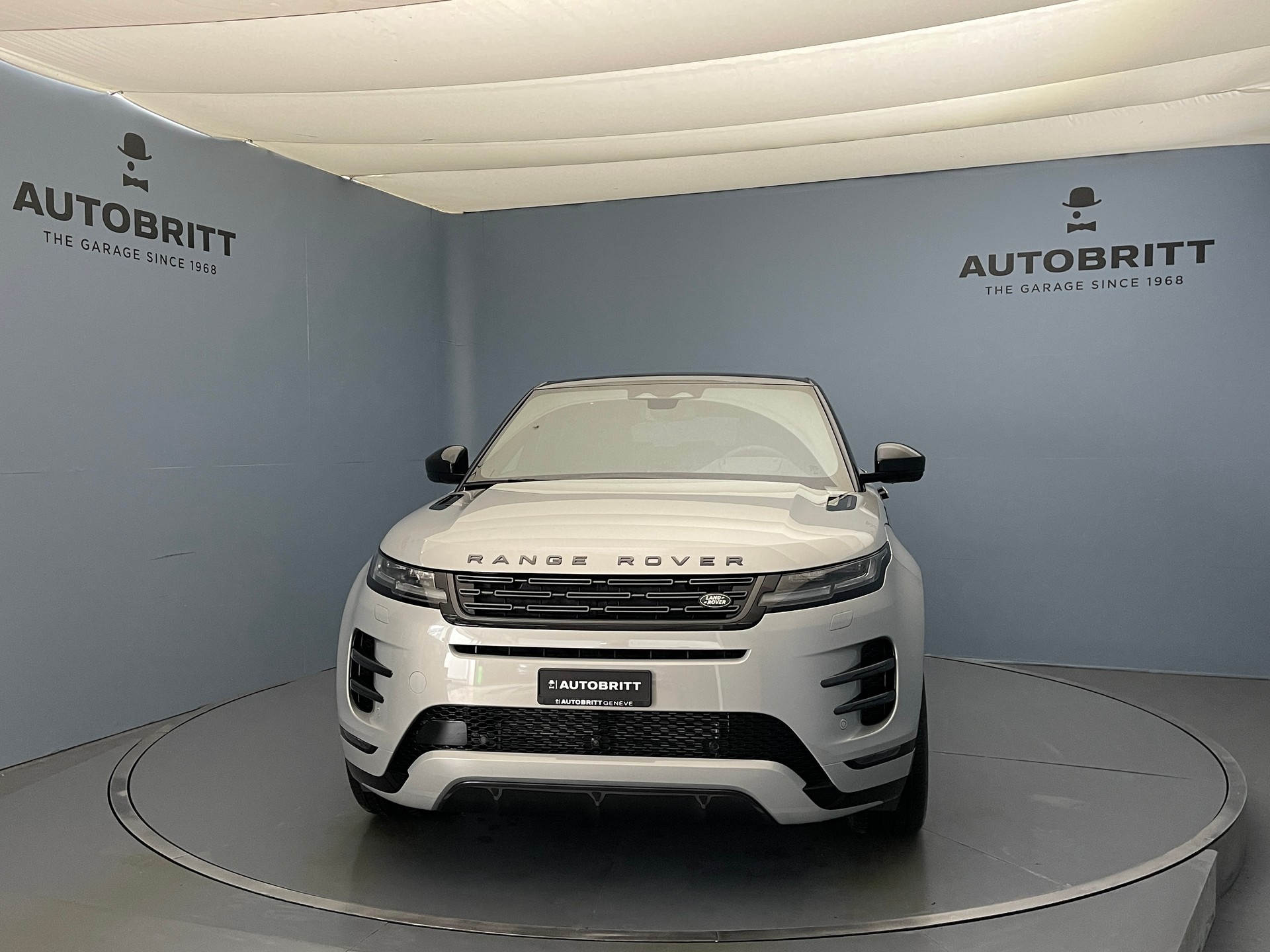LAND ROVER Range Rover Evoque 1.5 T 270e Dynamic SE-showroom-element-1