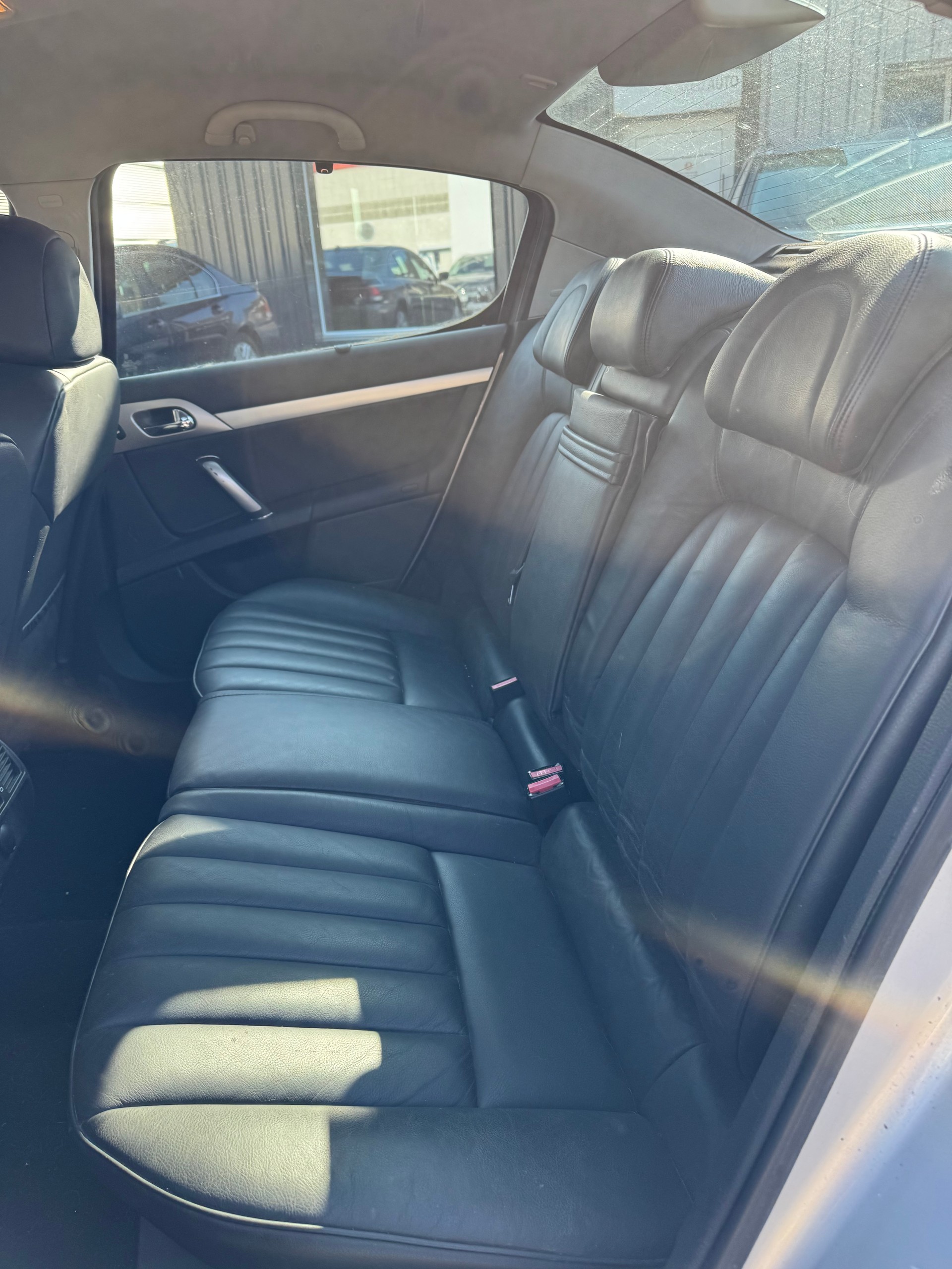 PEUGEOT 407 2.7 HDI Dynamic Edition Automatic-image-10