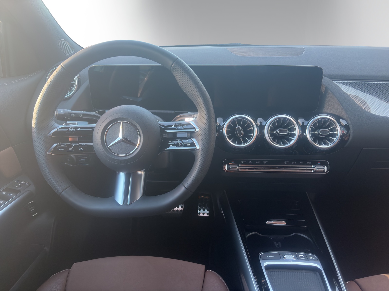 MERCEDES-BENZ GLA 220 4Matic 8G-DCT-image-10