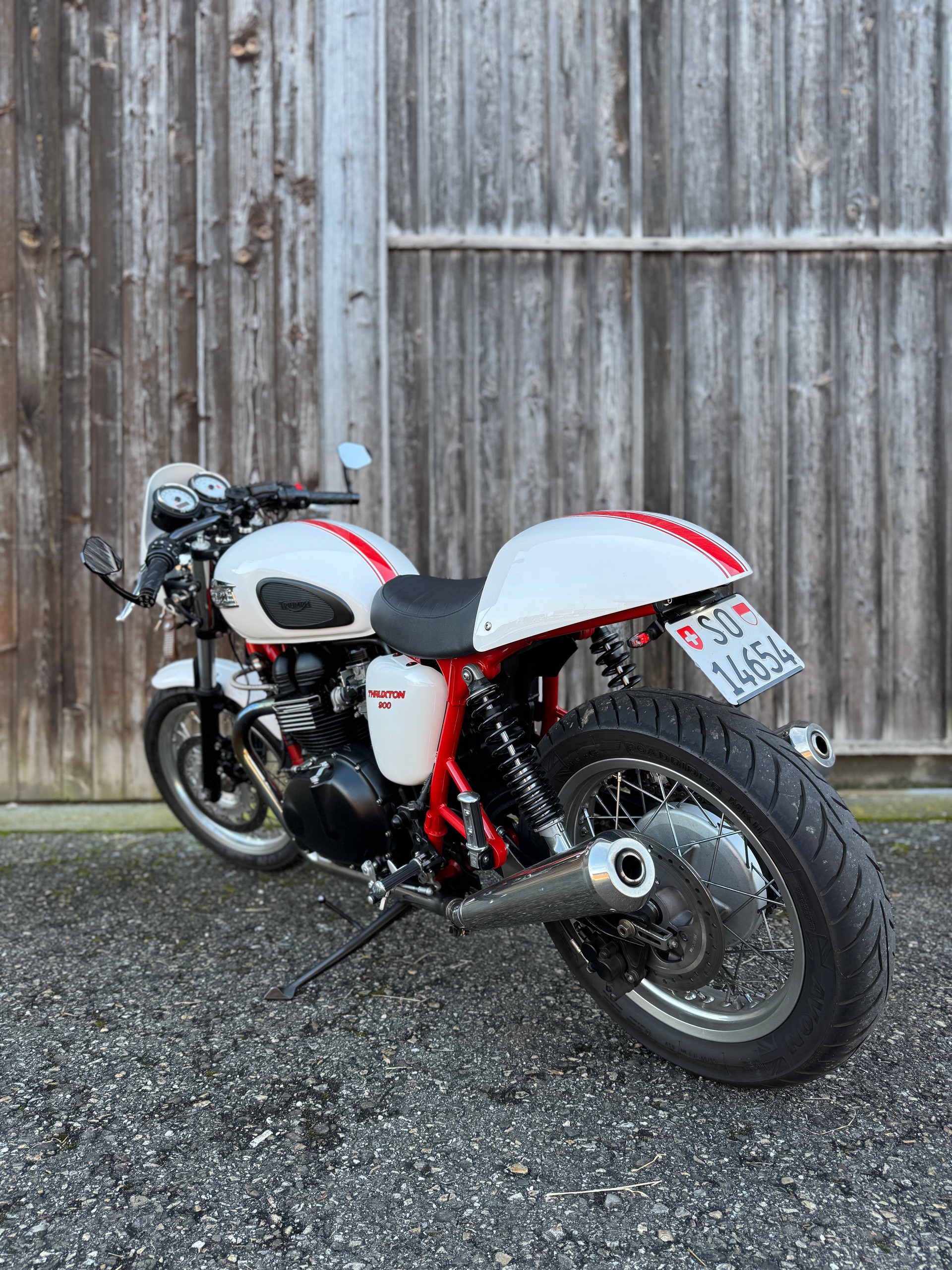 TRIUMPH Thruxton 900 i SE-image-3