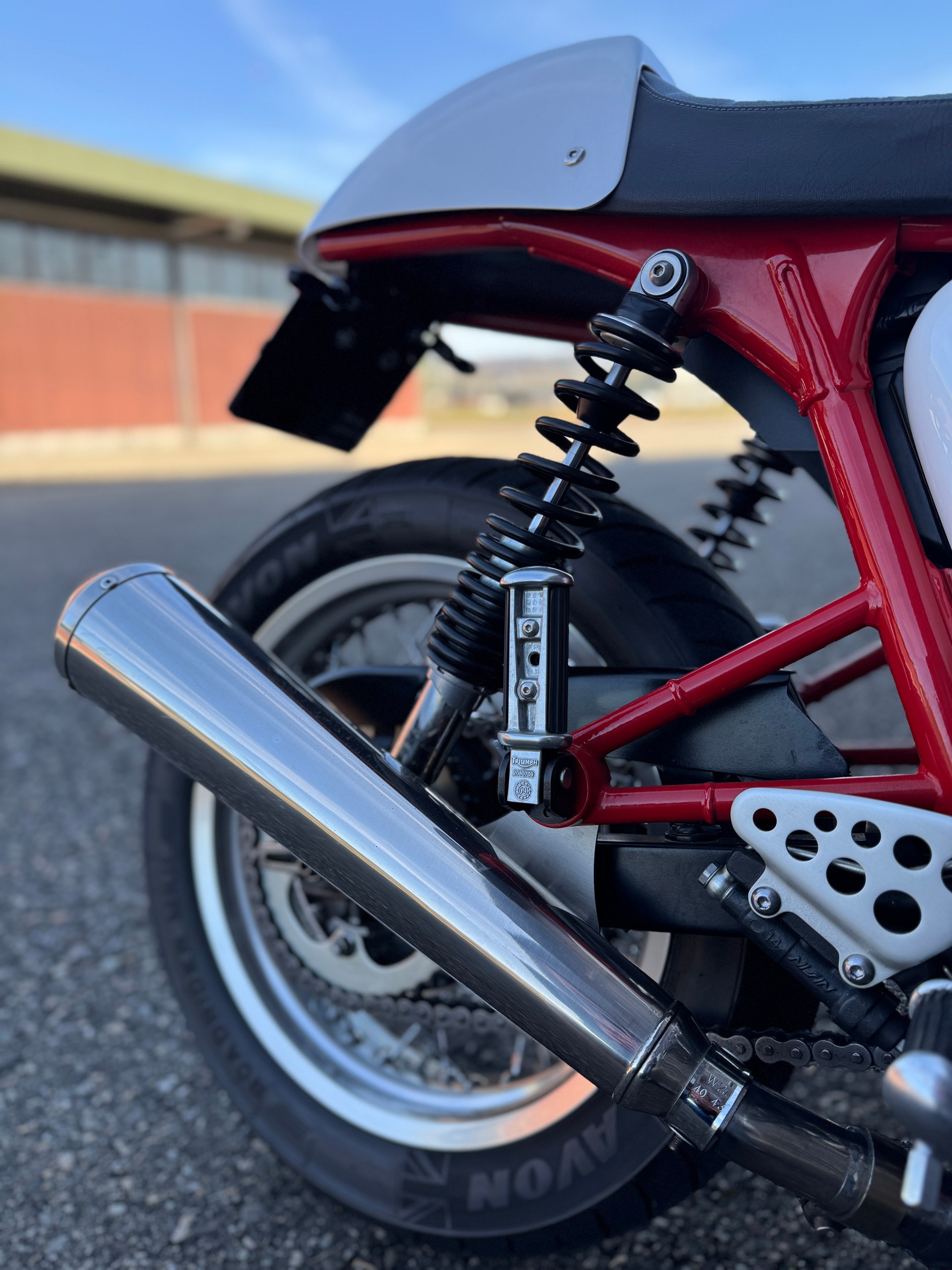 TRIUMPH Thruxton 900 i SE-image-11
