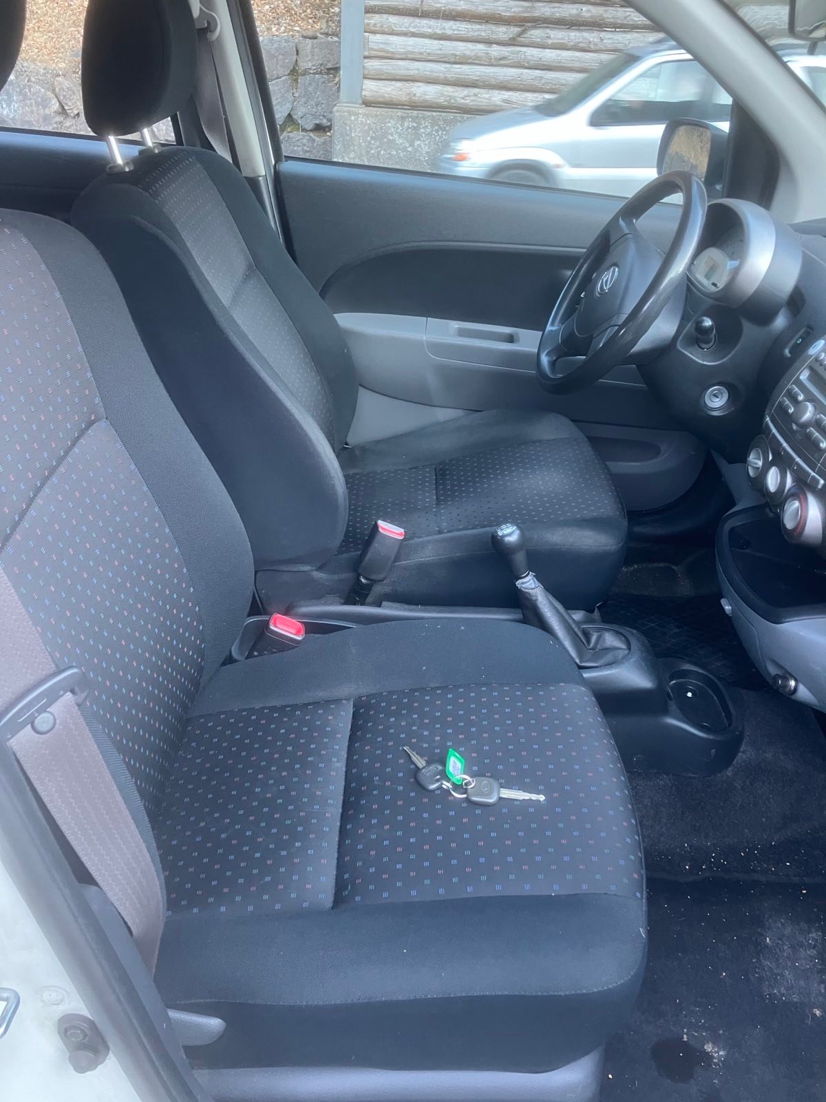 DAIHATSU Sirion 1.3 S 4WD-image-4