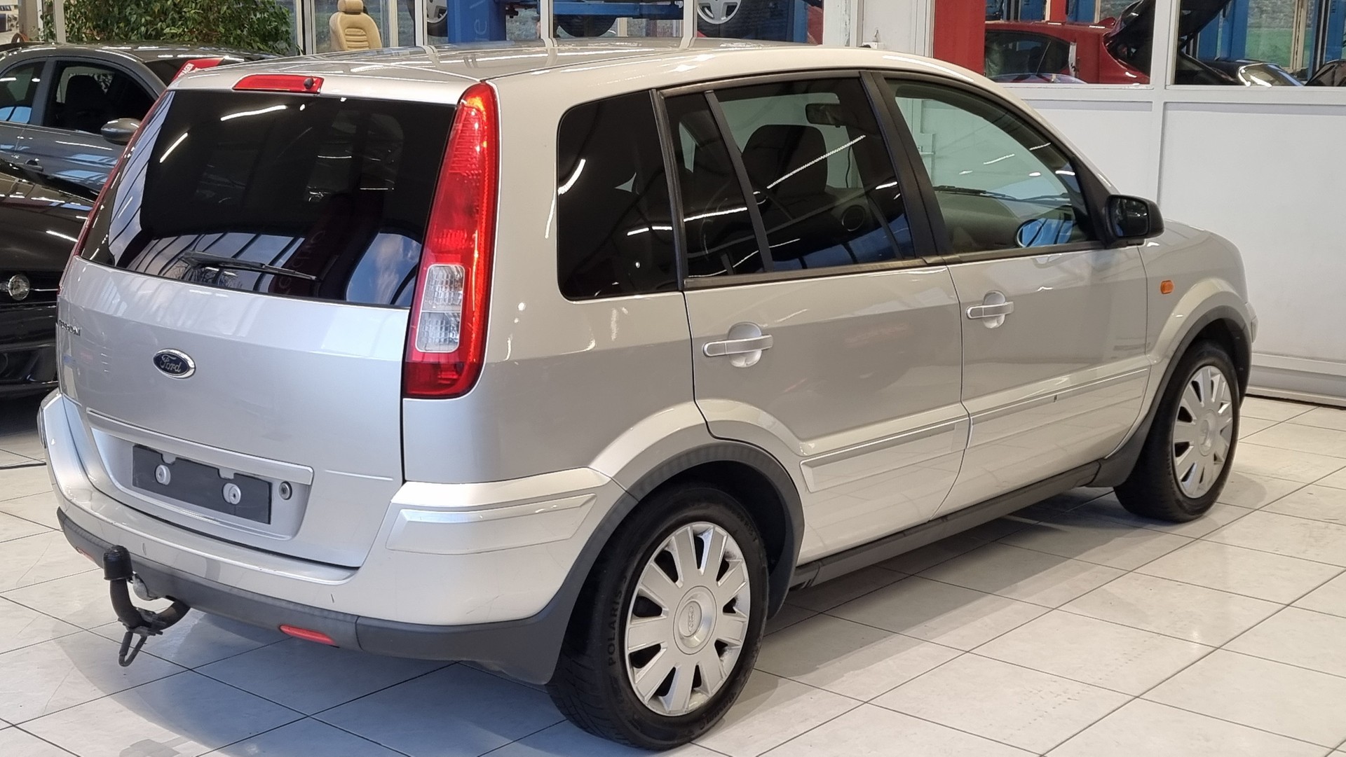 FORD Fusion 1.6 16V Plus-image-4