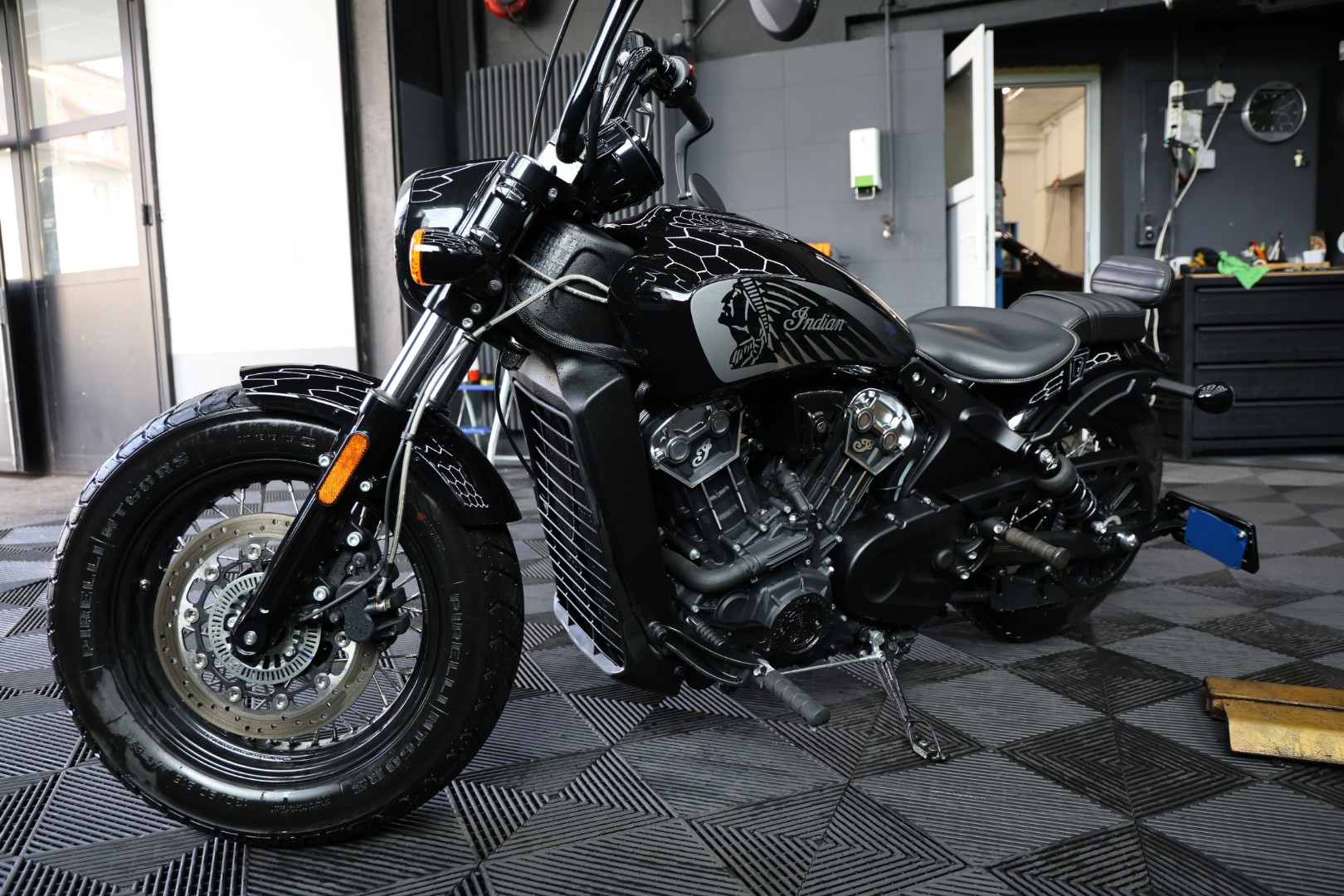 INDIAN Scout Bobber Twenty (35Kw)-image-2