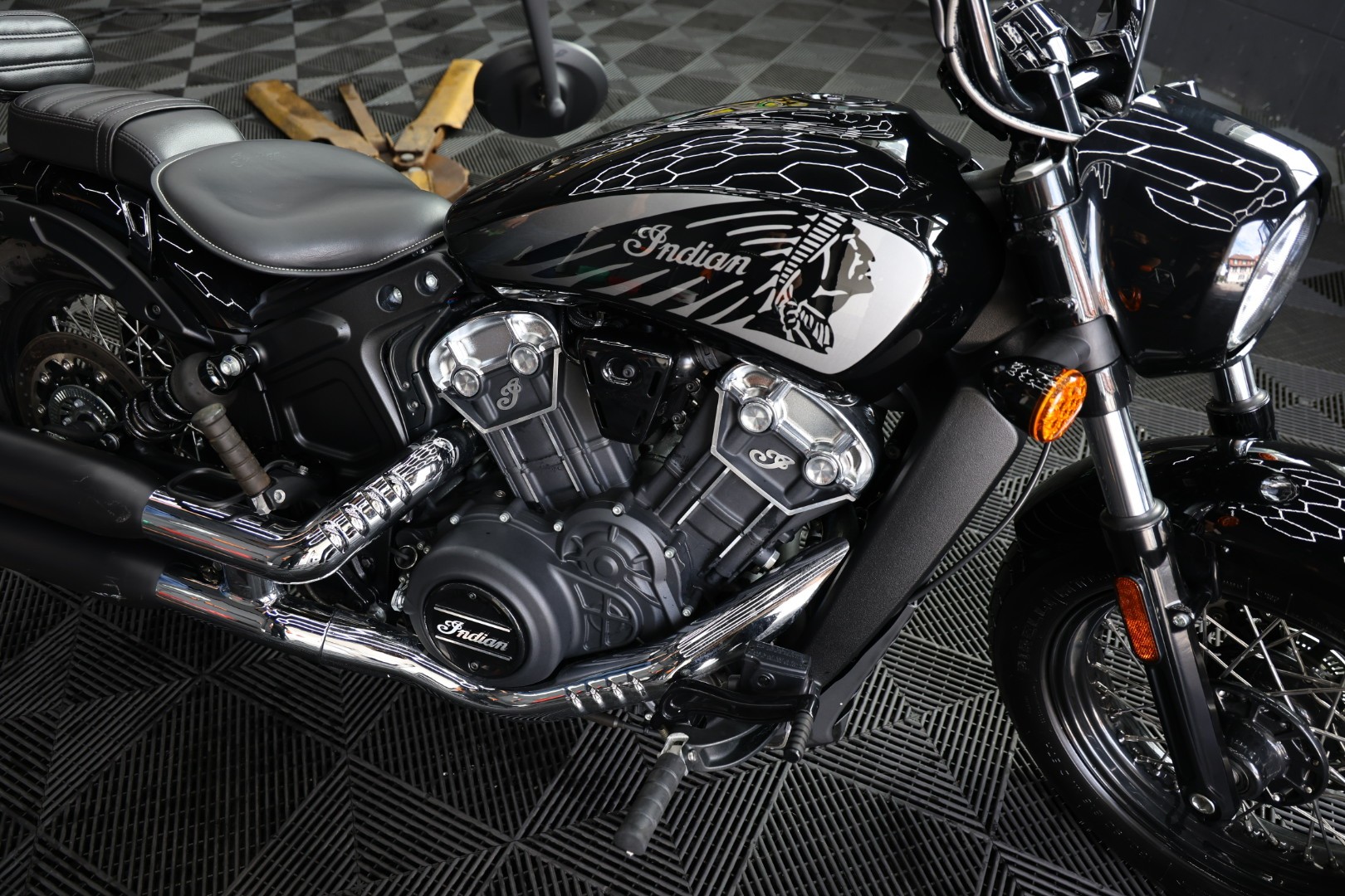 INDIAN Scout Bobber Twenty (35Kw)-image-4