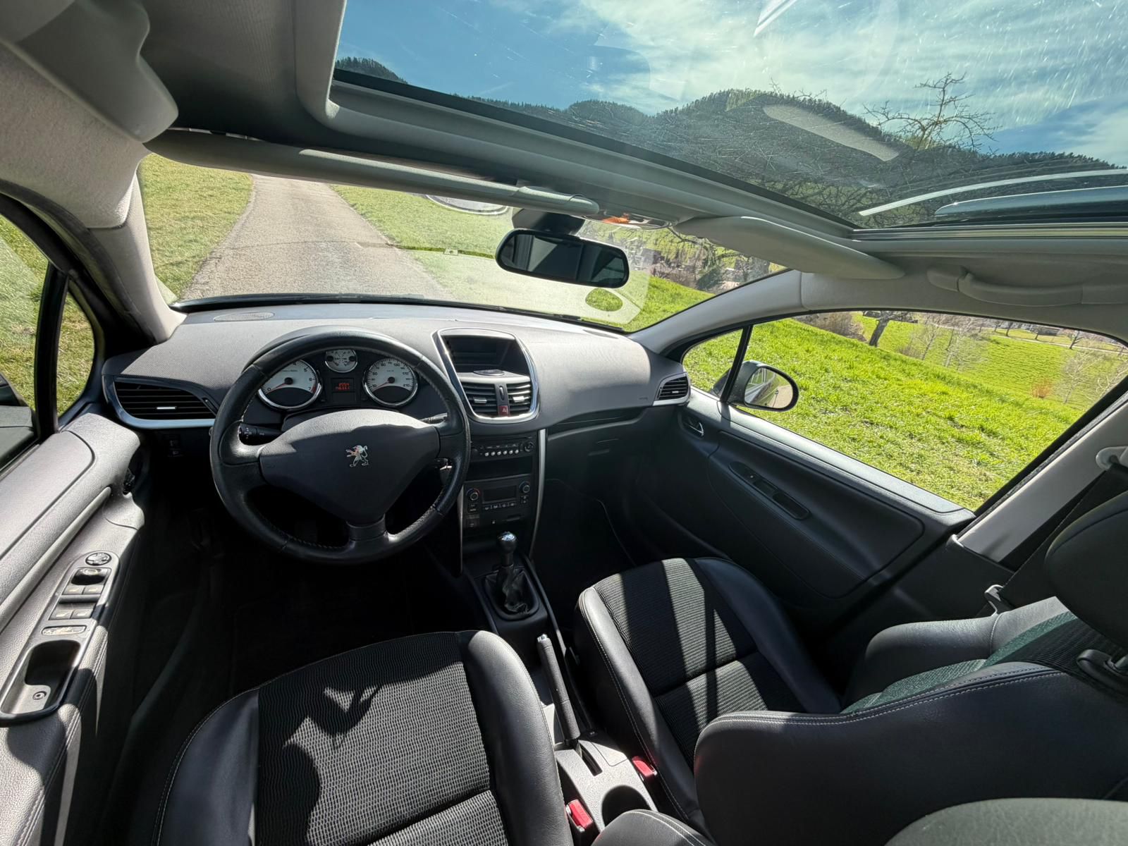 PEUGEOT 207 SW 1.6 16V Trendy Clim-image-5
