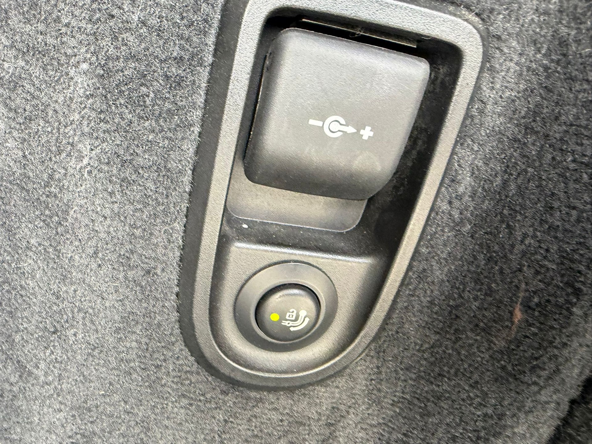 BMW 520d xDrive Touring Steptronic-image-14