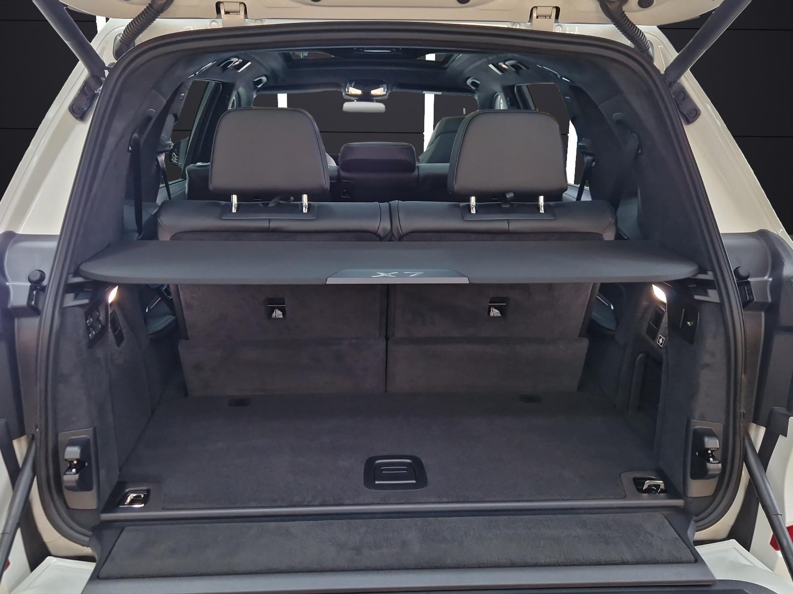 BMW X7 40d xDrive-image-12