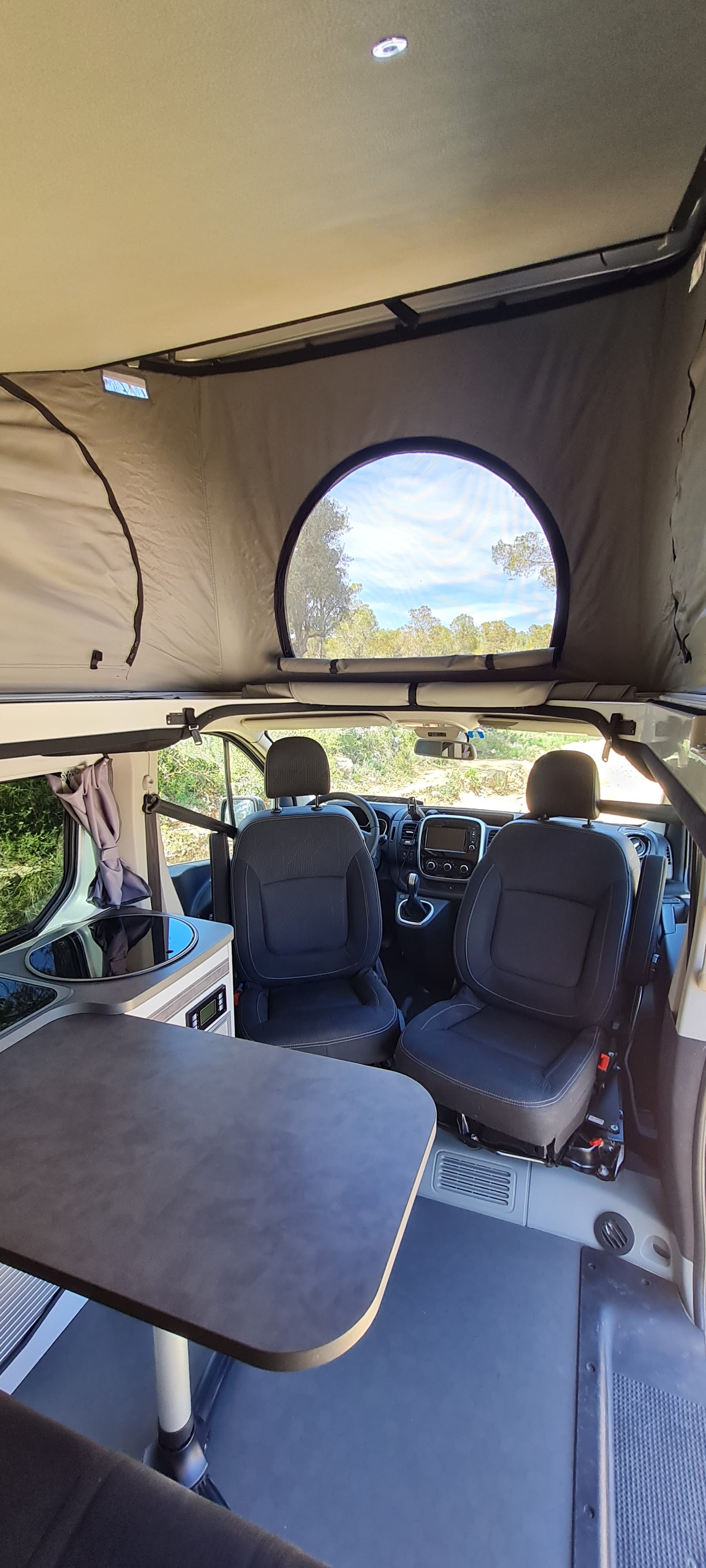 RENAULT Trafic Grand SpaceNomad-image-1