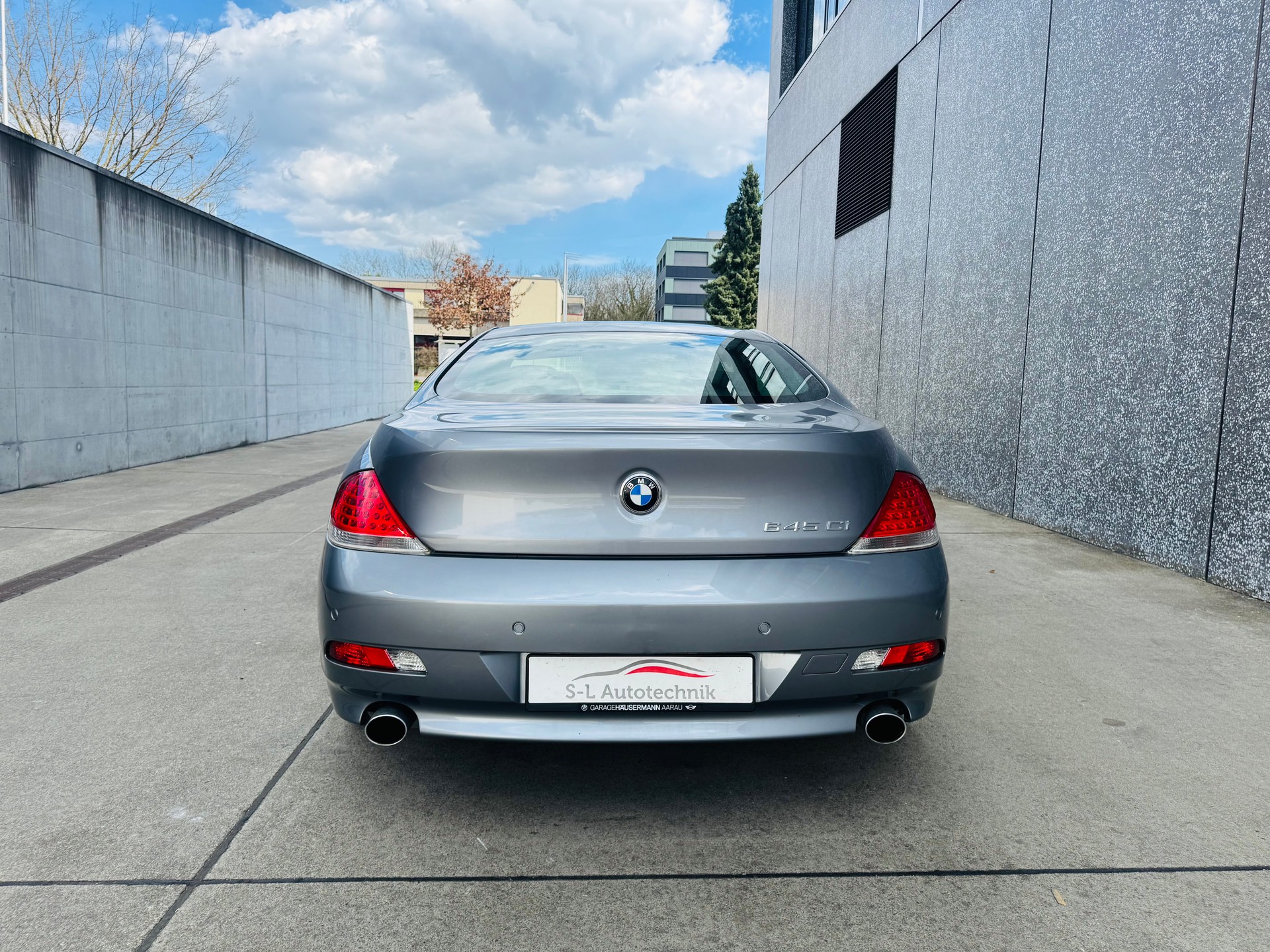 BMW 645i-image-5