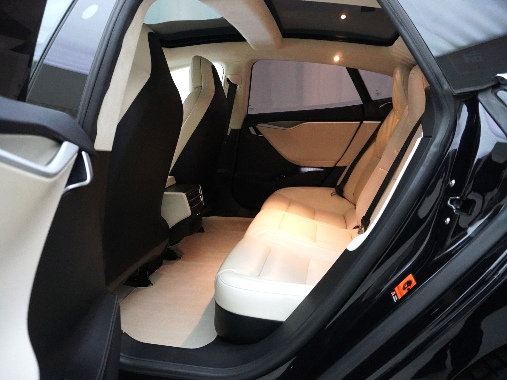 TESLA Model S 100 D Performance **FSD-Paket/MCU2-Update/CCS Update**-image-12