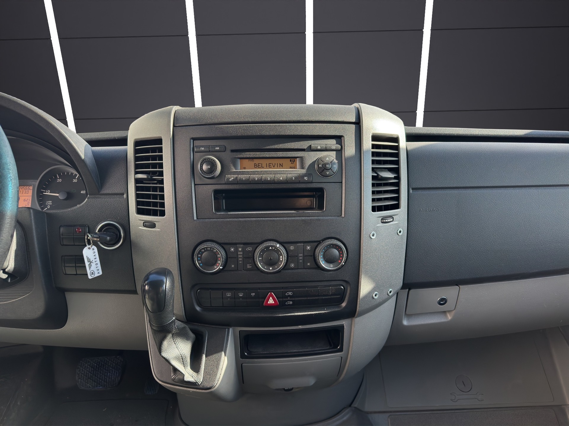 MERCEDES-BENZ Sprinter 315 CDI Hochdach Kompakt-image-15